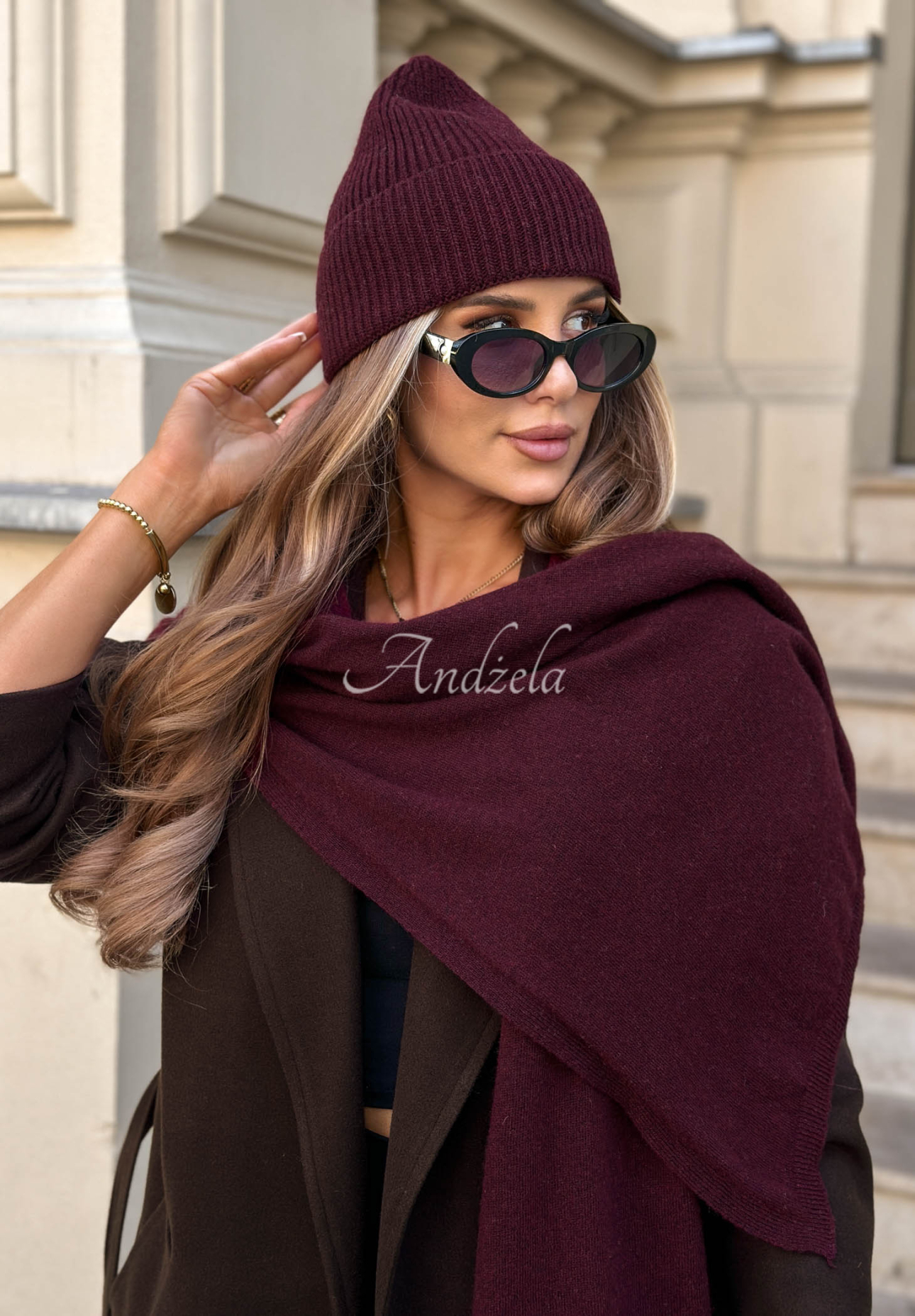 Arctic Romance Burgundy Wool and Cashmere Hat and Scarf Set
