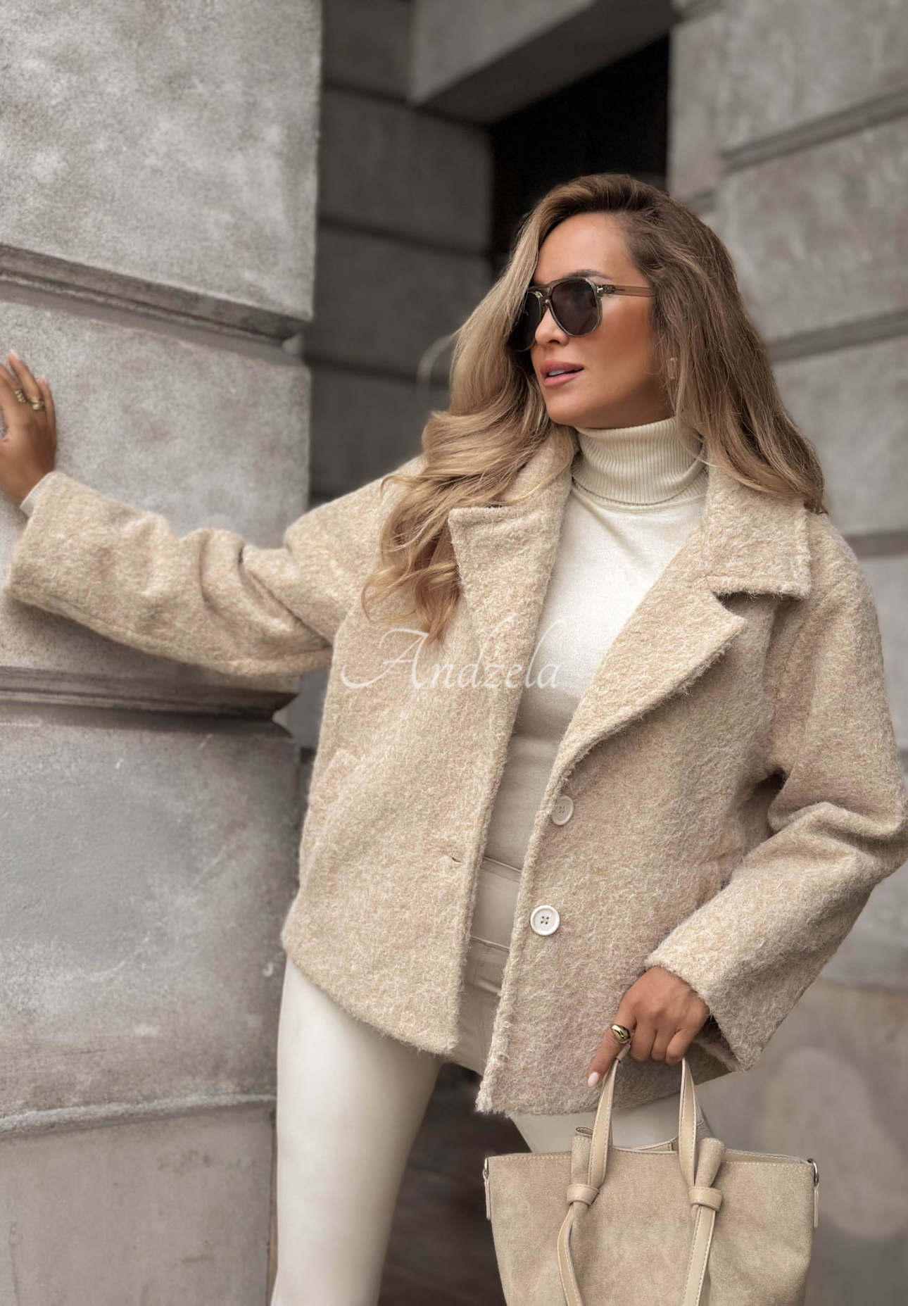 Rainy Avenue Short Beige Sheepskin Coat with Wool Lining