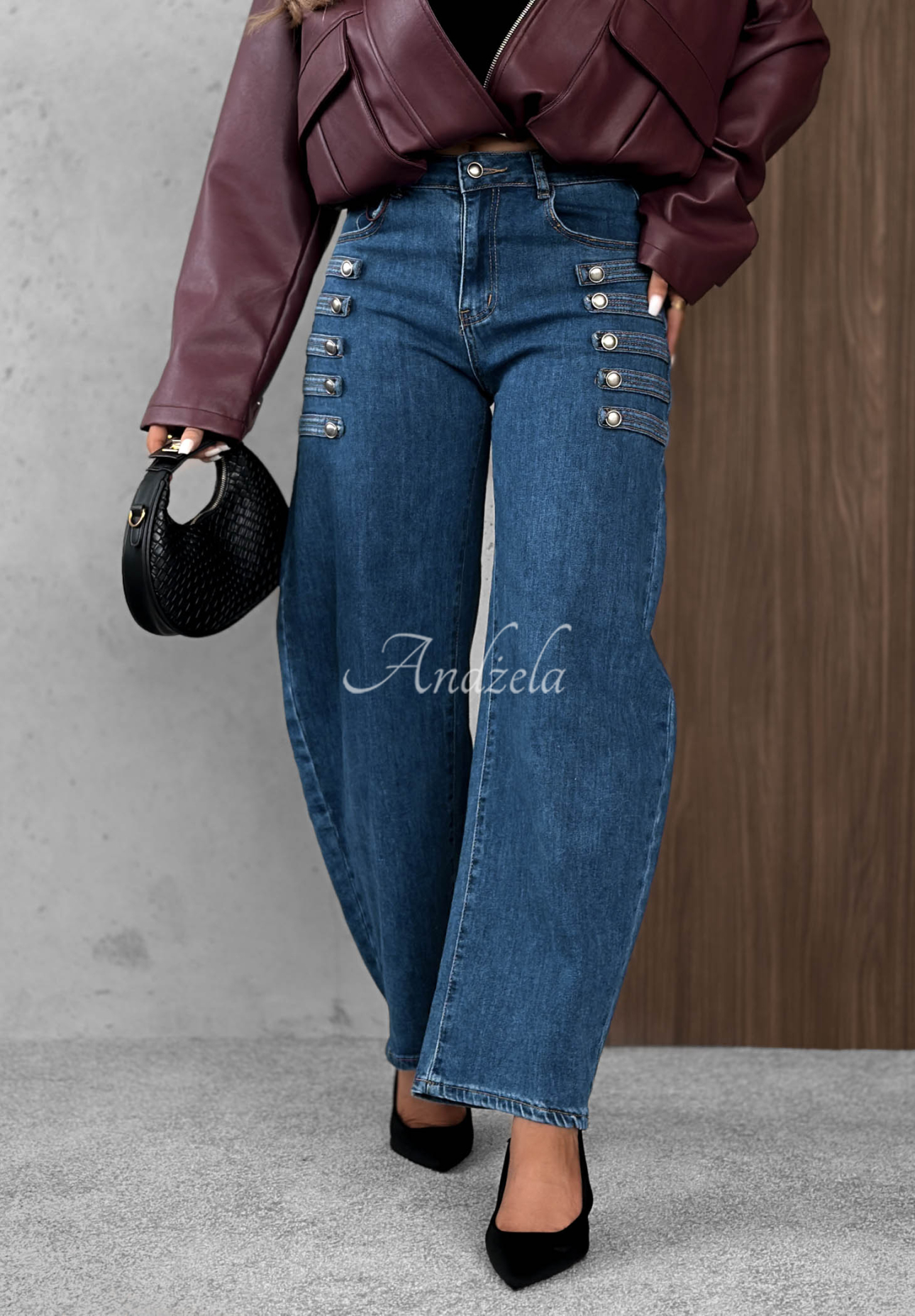 Autumn Femme Blue Balloon-Style Jeans with Decorative Buttons