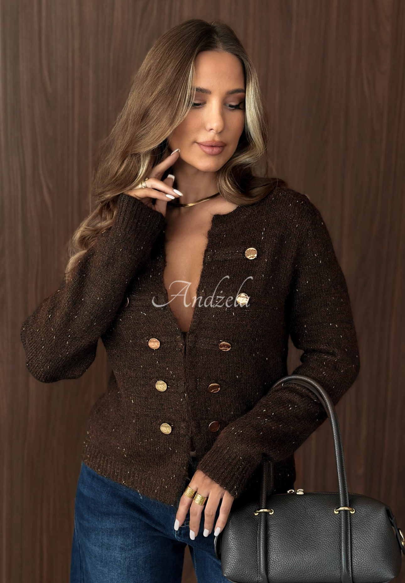 Sweter kardigan z ozdobnymi guzikami z wełną Caramel Kiss czekoladowy
