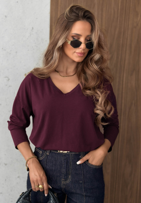 Daily Style long-sleeve cotton blouse with a V-neck, berry blue