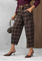 Materiałowe spodnie mom fit w kratę z paskiem Warm Desire czekoladowe