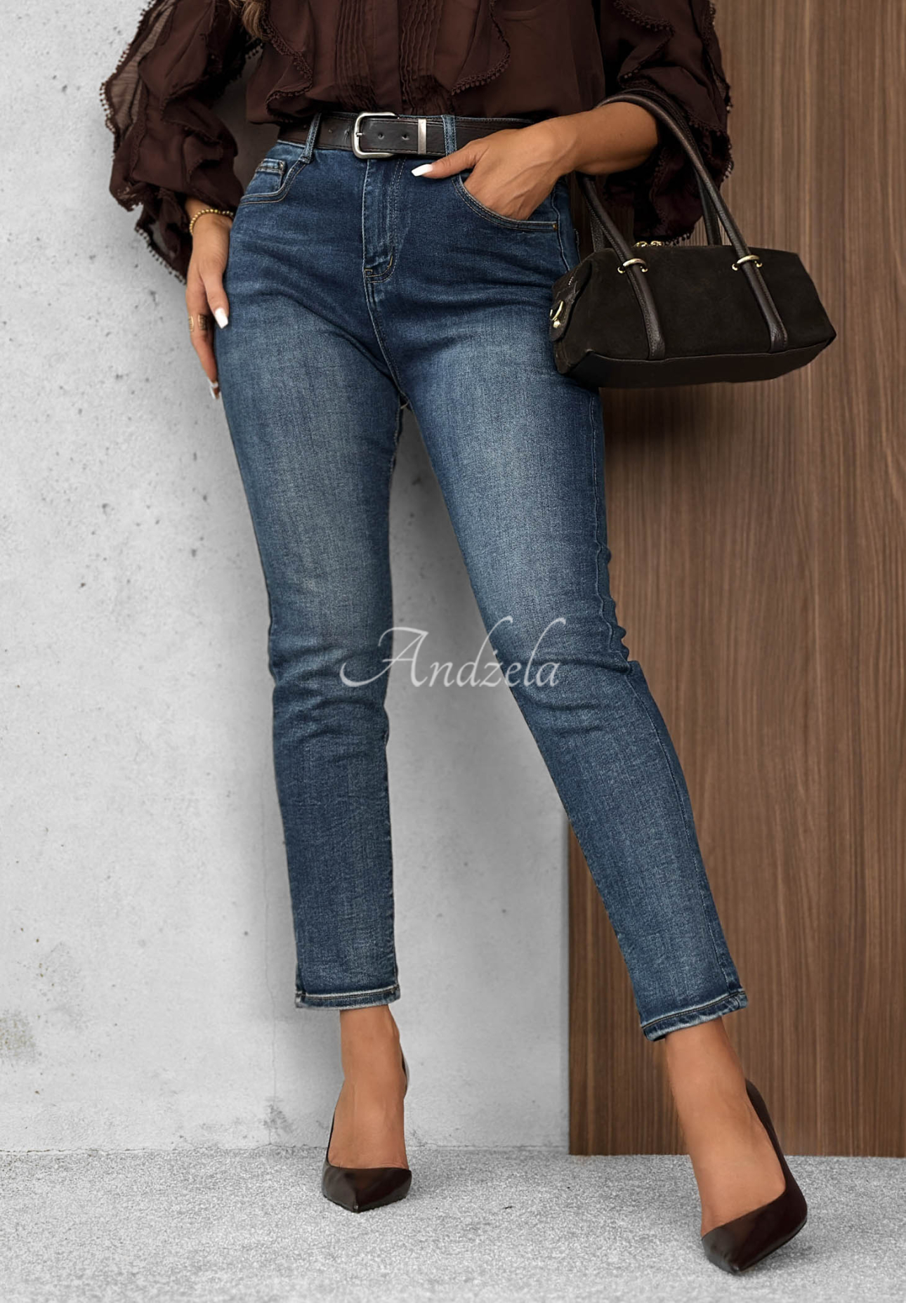 Spodnie jeansowe z paskiem Something Simple niebieskie