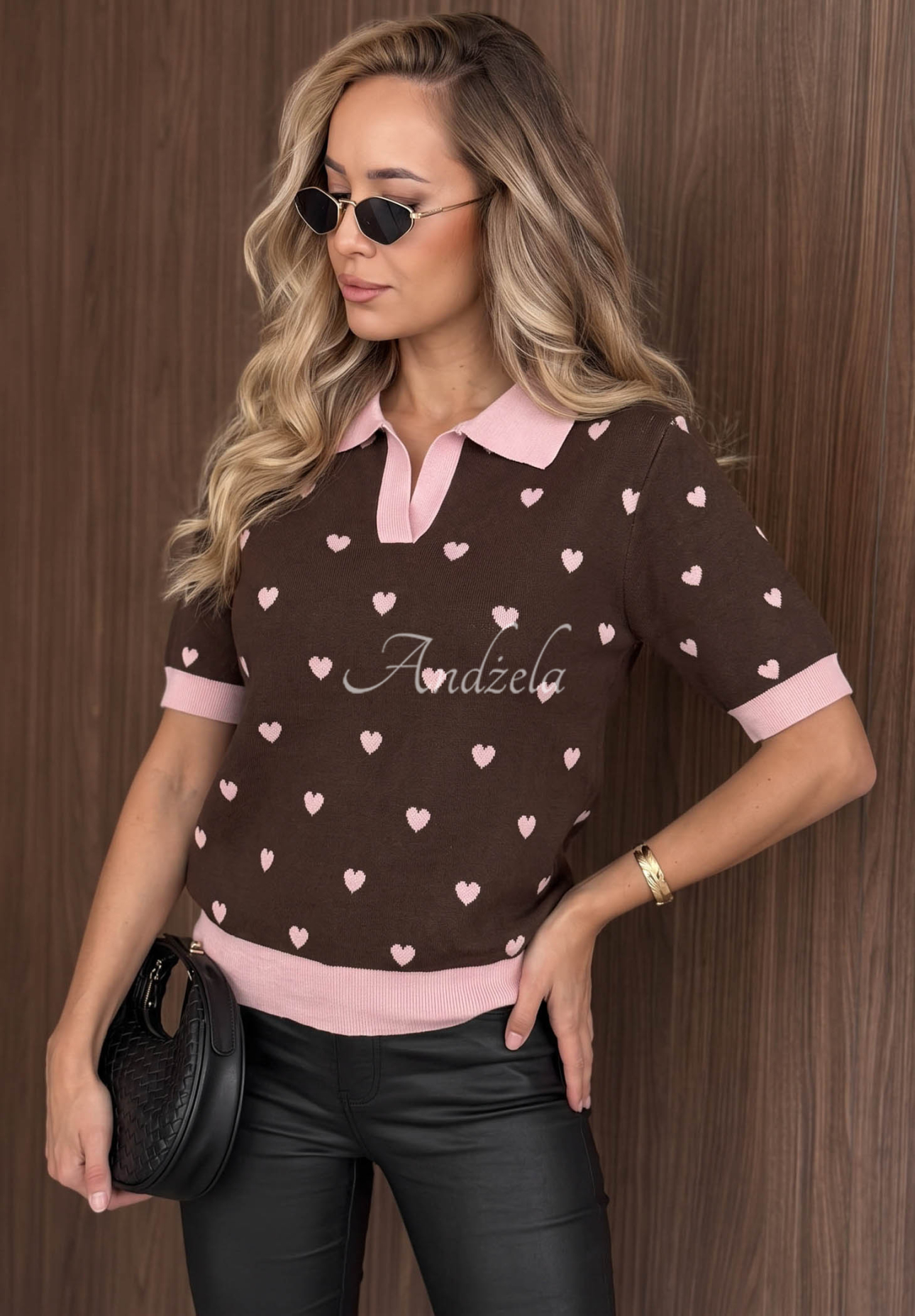 Lovely Clouds Chocolate-Colored Viscose Sweater with a Heart-Patterned Collar