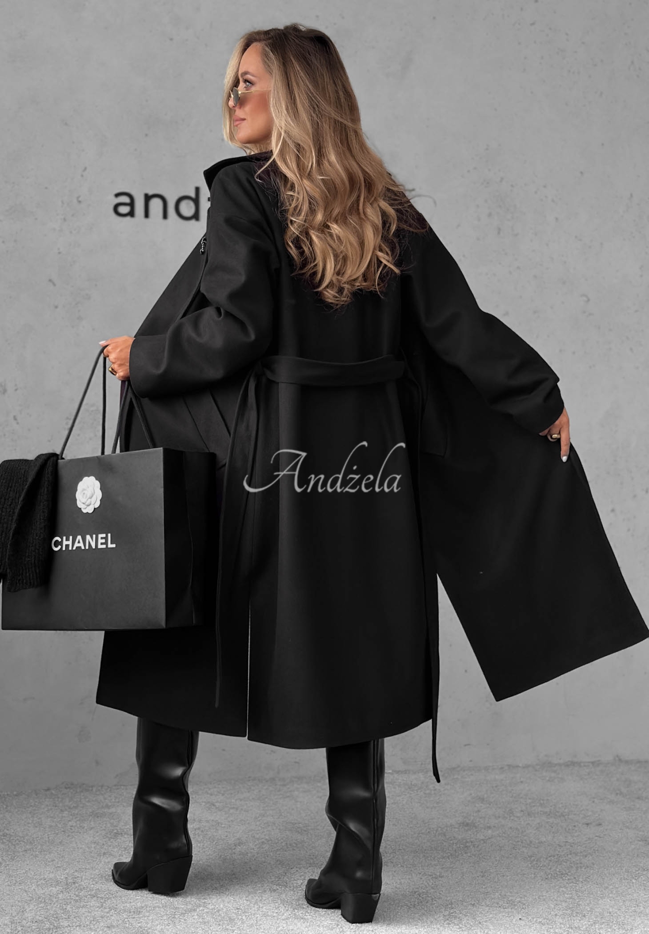 Quiet Autumn Long Wool Coat with Belt, Black