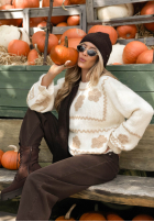 Sweter z haftowanymi kwiatami Misty Fleur czekoladowy