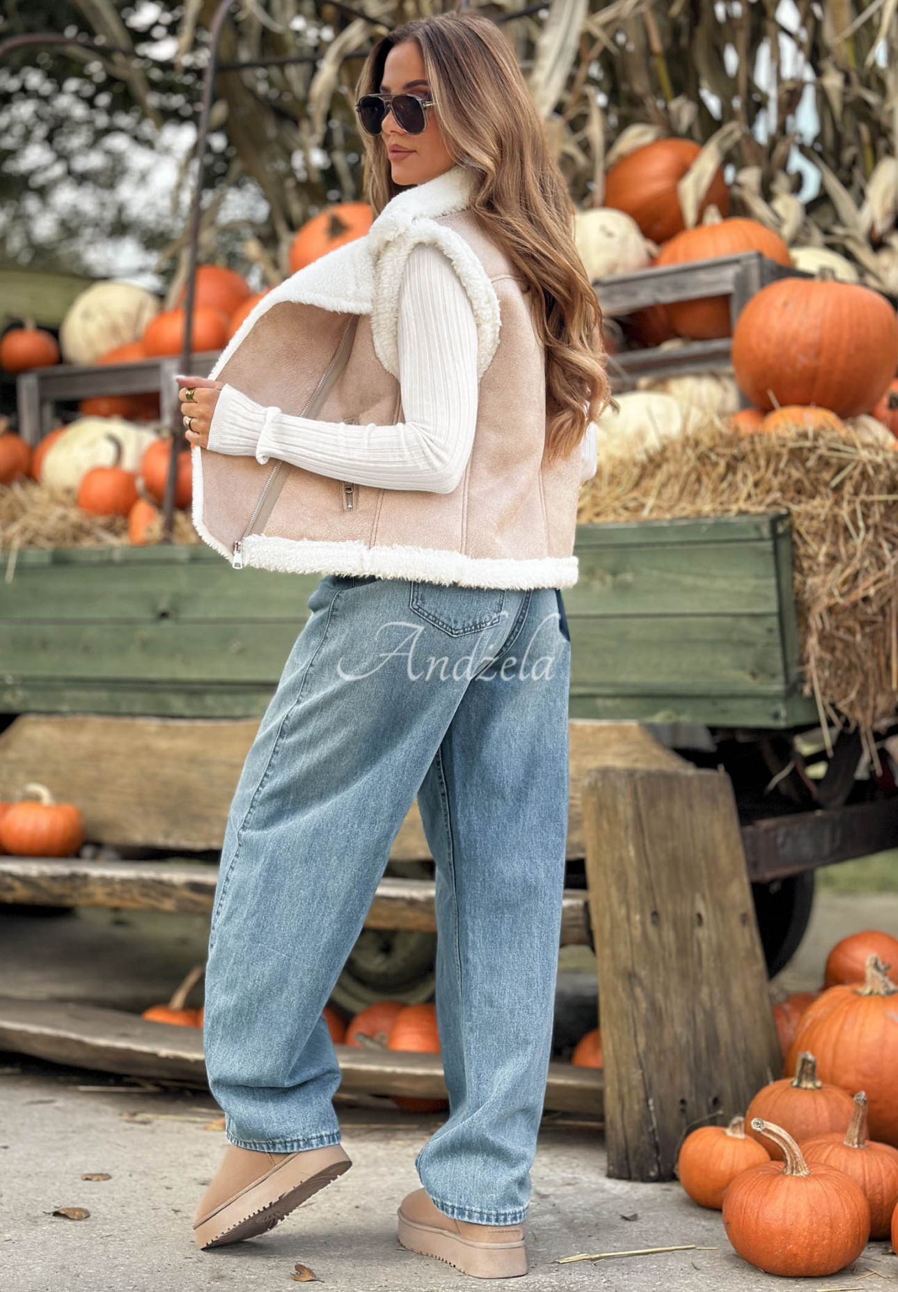 Spodnie jeansowe mom fit Cloudy Sunday jasnoniebieskie