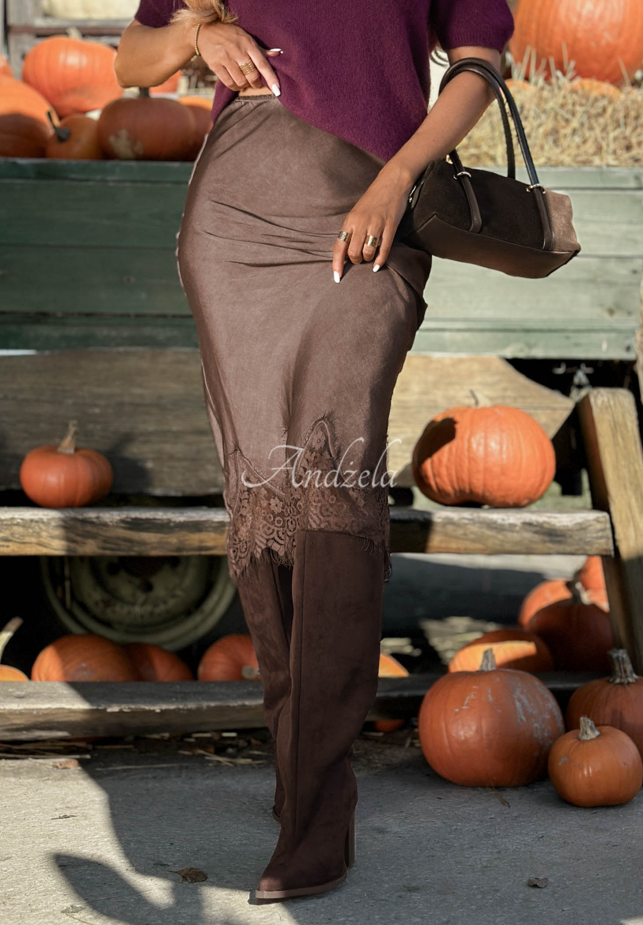 Chocolate-colored viscose satin skirt with Subtle Lace lace trim