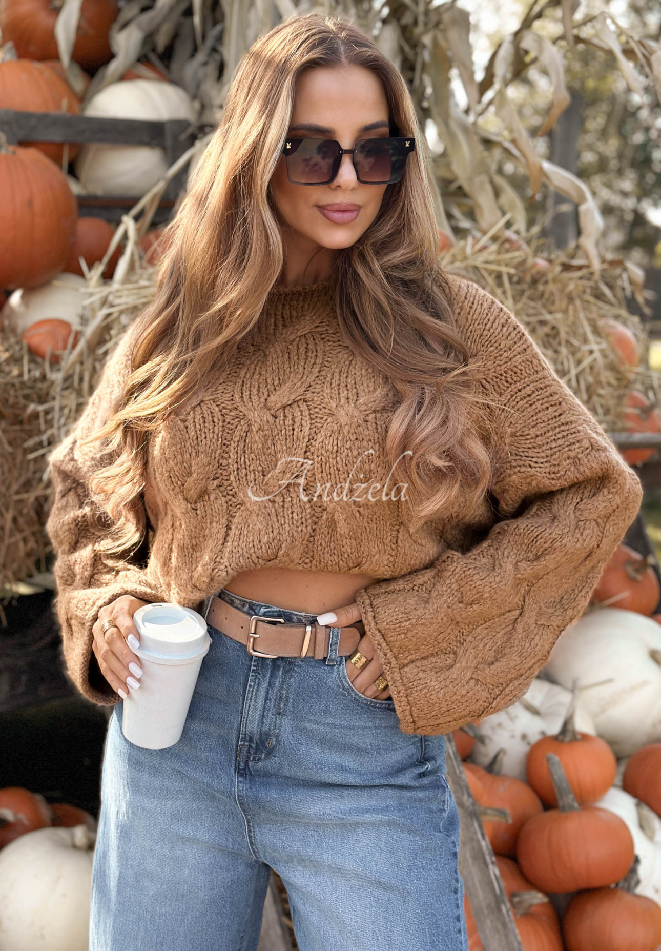 Winter Diary Camel-Colored Decoratively Knitted Sweater with Wool and Viscose