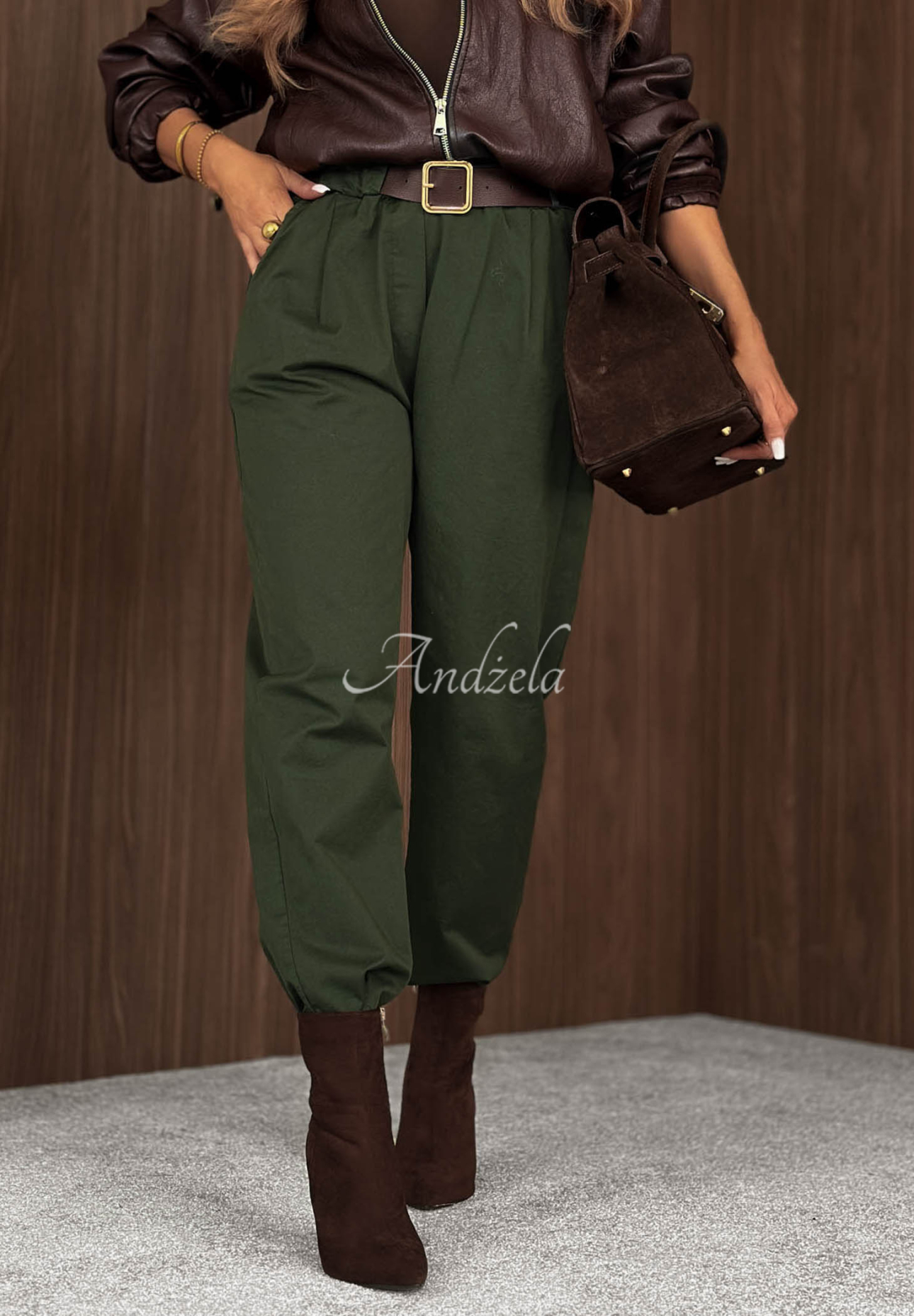 Casual Look khaki cotton mom-fit pants with a belt