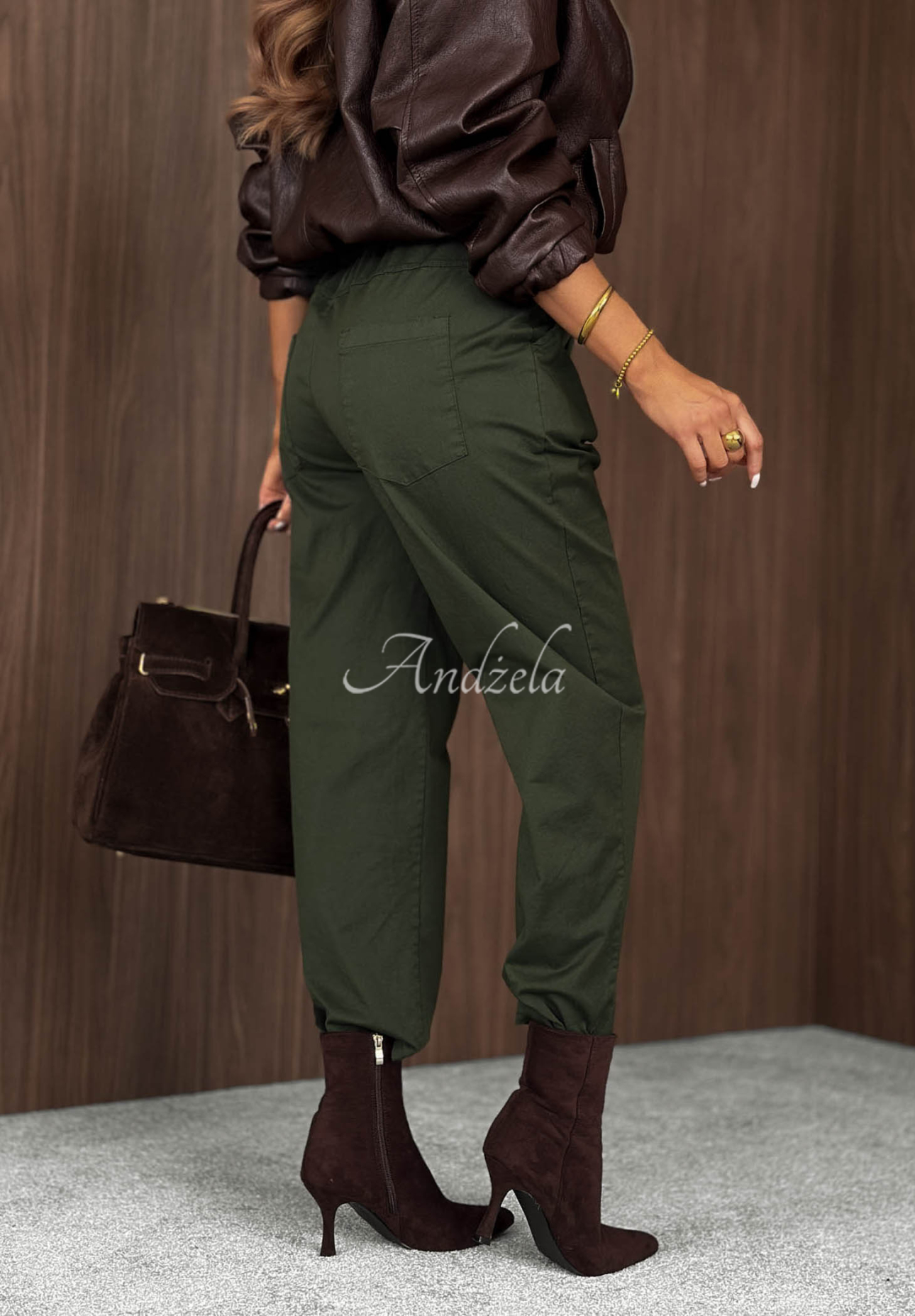 Casual Look khaki cotton mom-fit pants with a belt