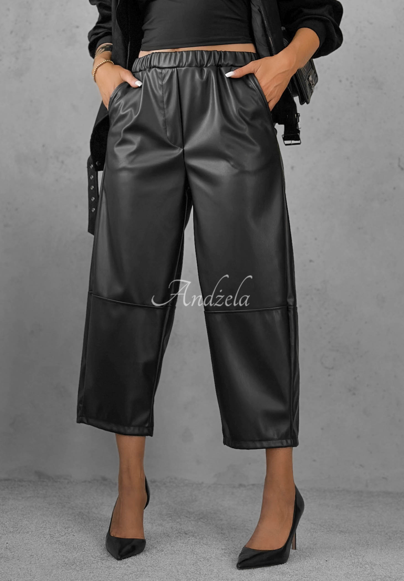 Black Warm Vanilla Mom-Fit Leather Pants