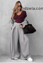 Bluzka longsleeve z dekoltem Main Girl czekoladowa