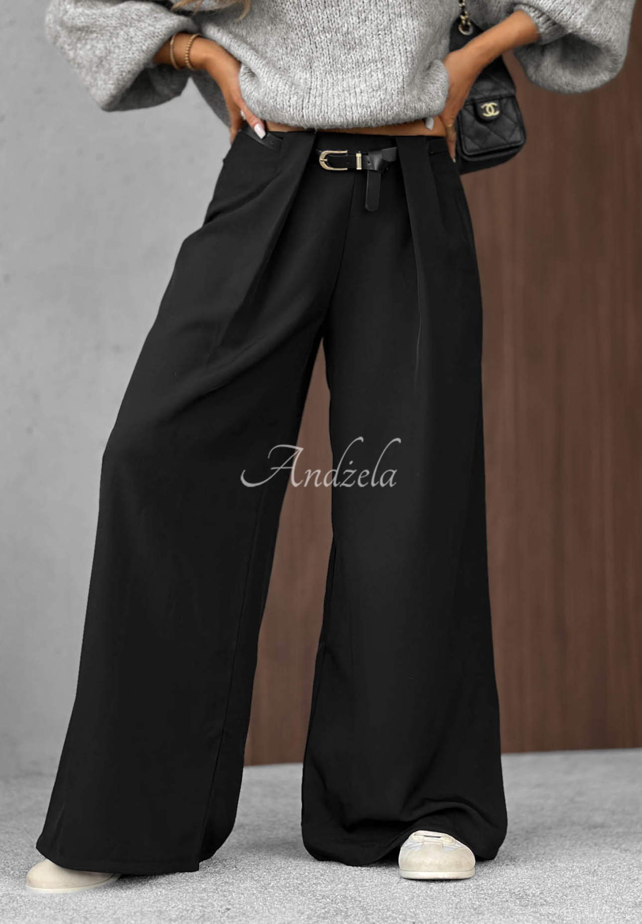Eleganckie spodnie wide leg z zakładkami Timeless Poise czarne