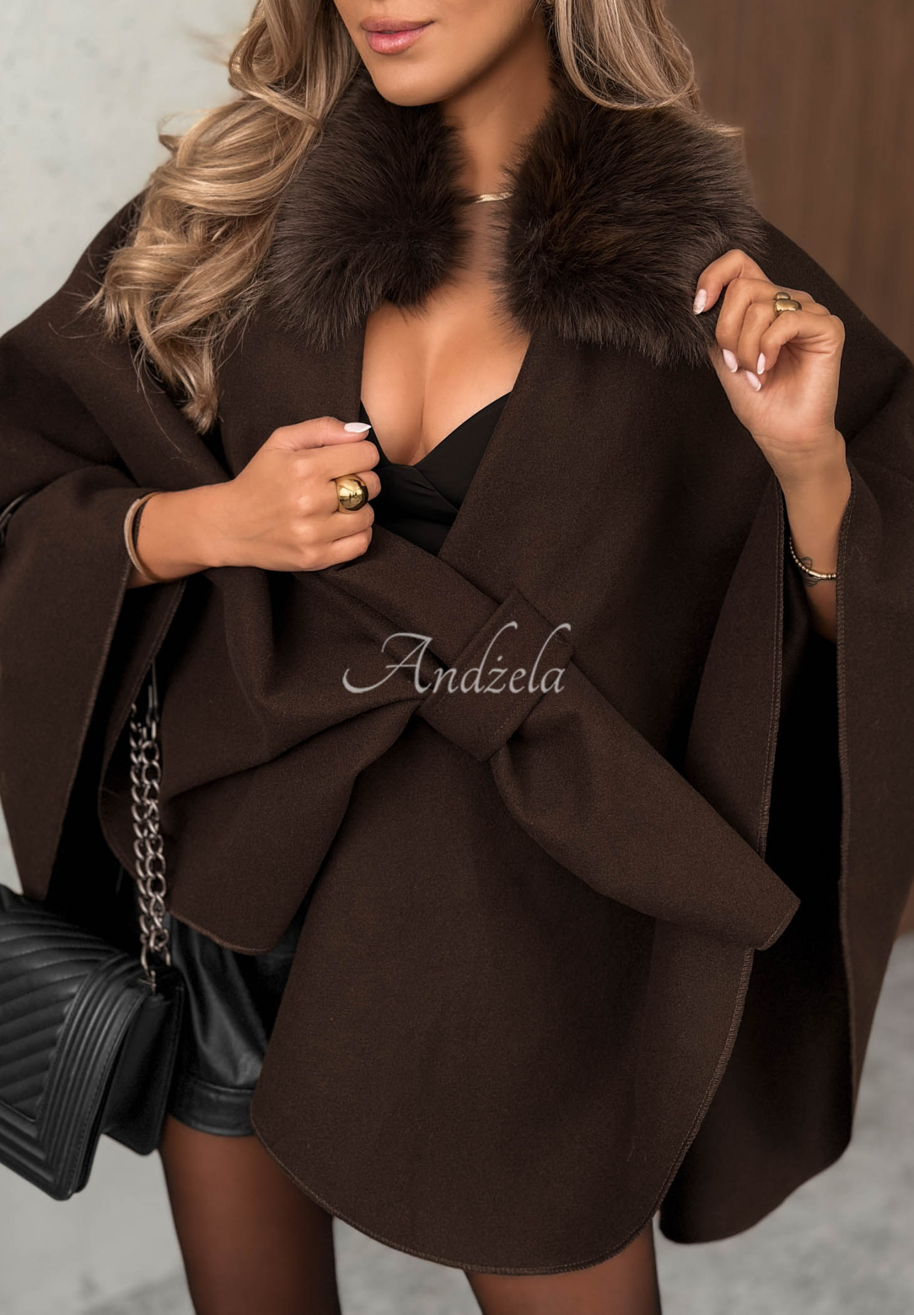 Chocolate-colored Feather Soft poncho coat with fur and wool