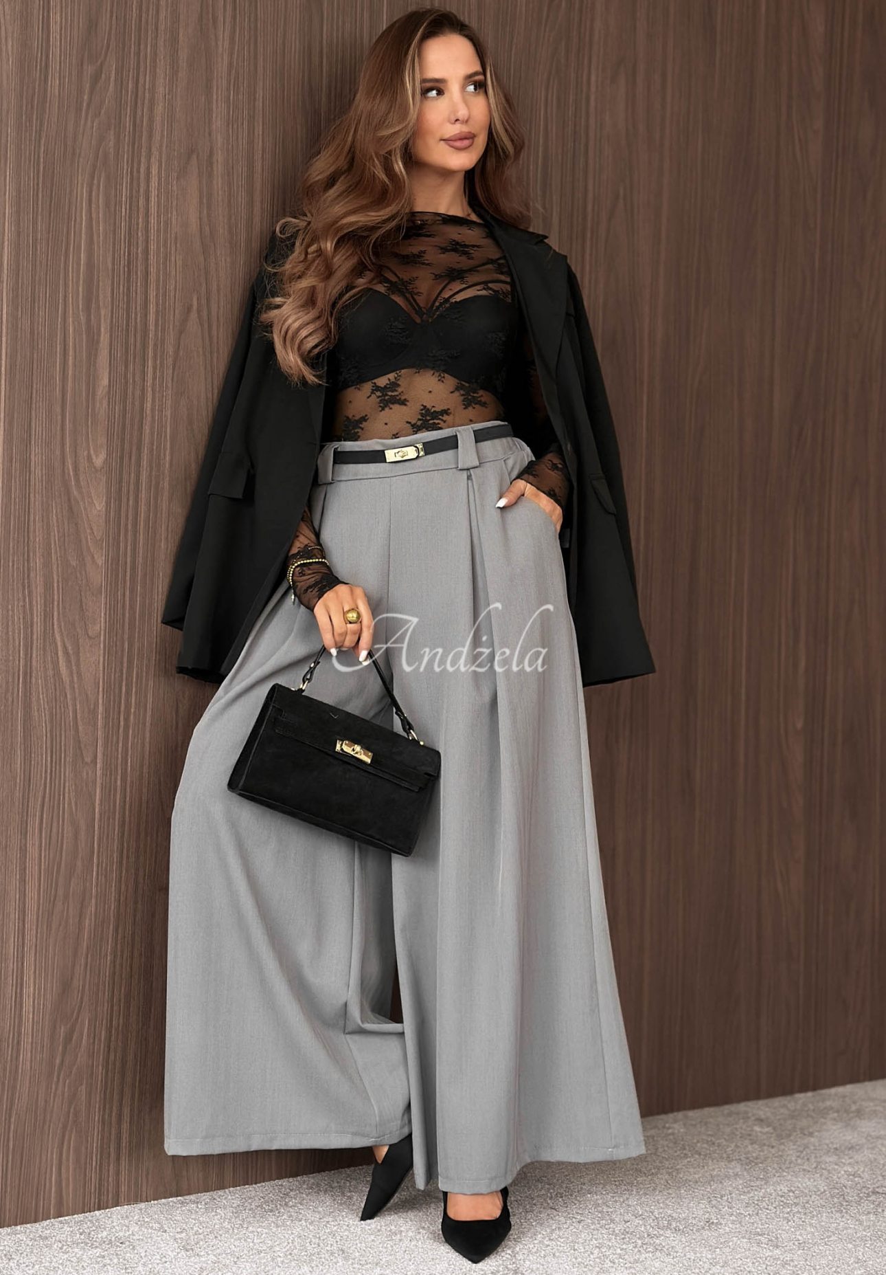 Koronkowa bluzka longsleeve Blush Season czarna