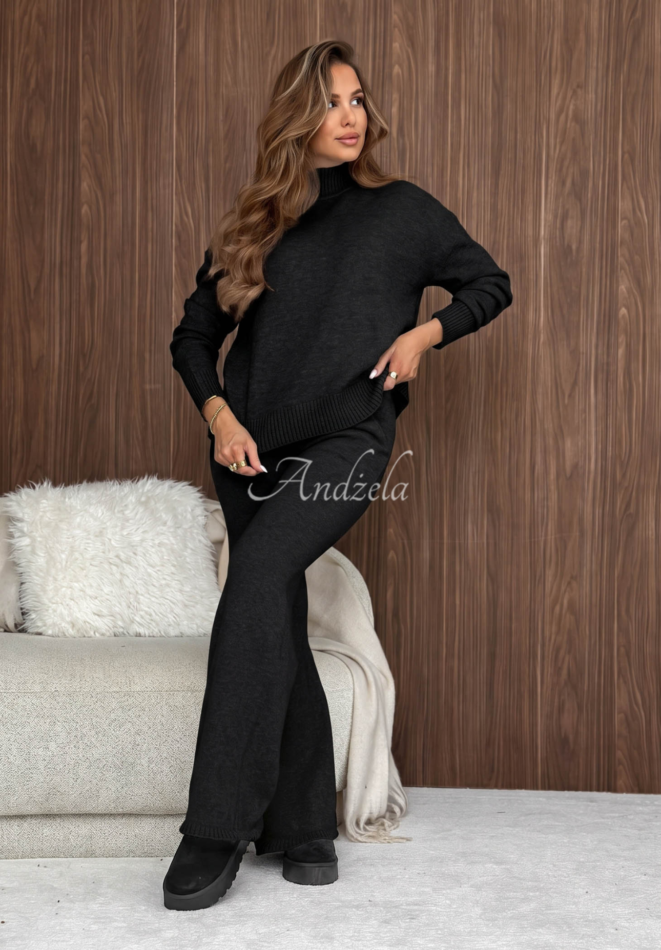 Dzianinowy komplet sweter i spodnie wide leg January Snow czarny
