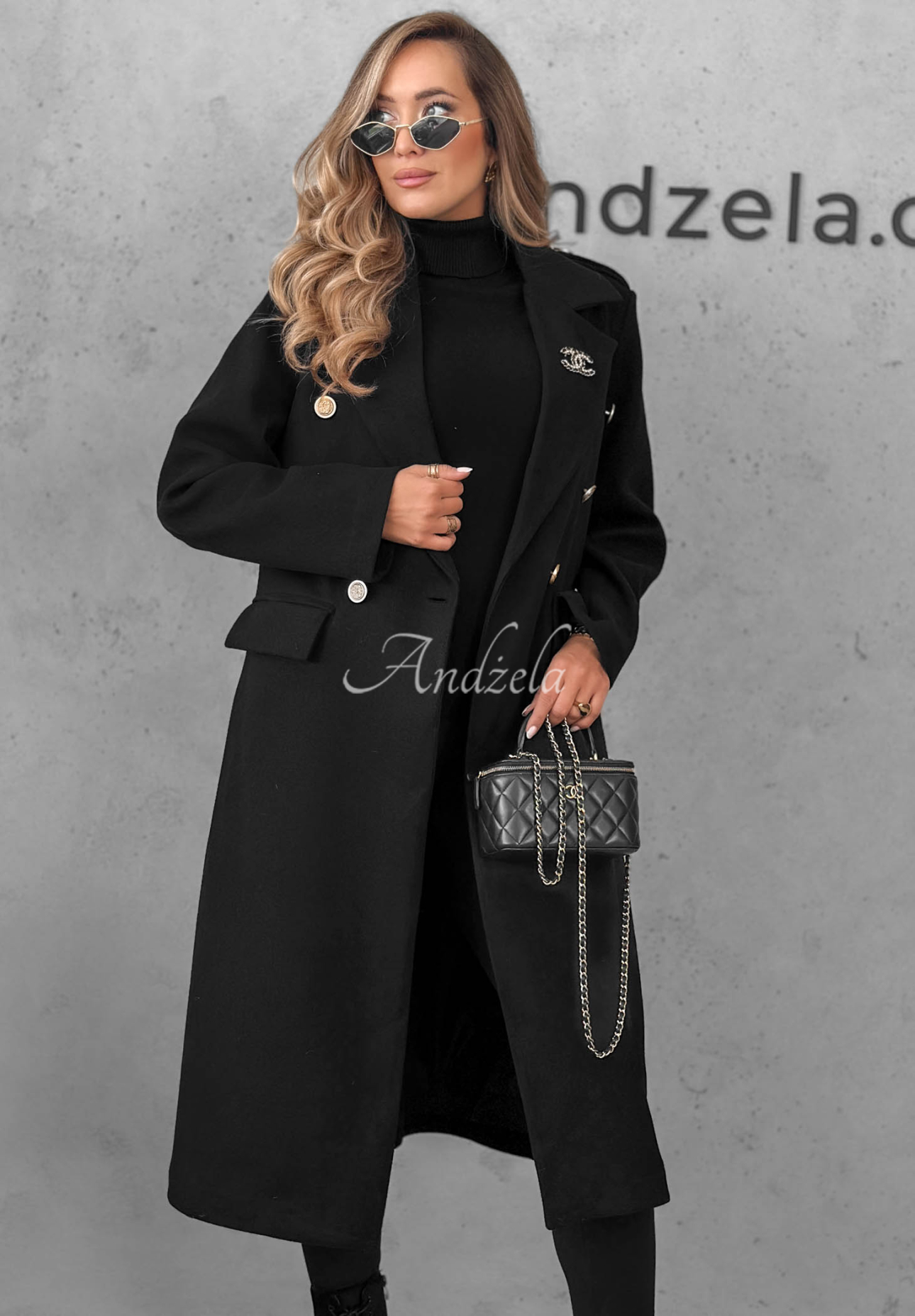 Long, double-breasted viscose coat by Caffe Meeting, black