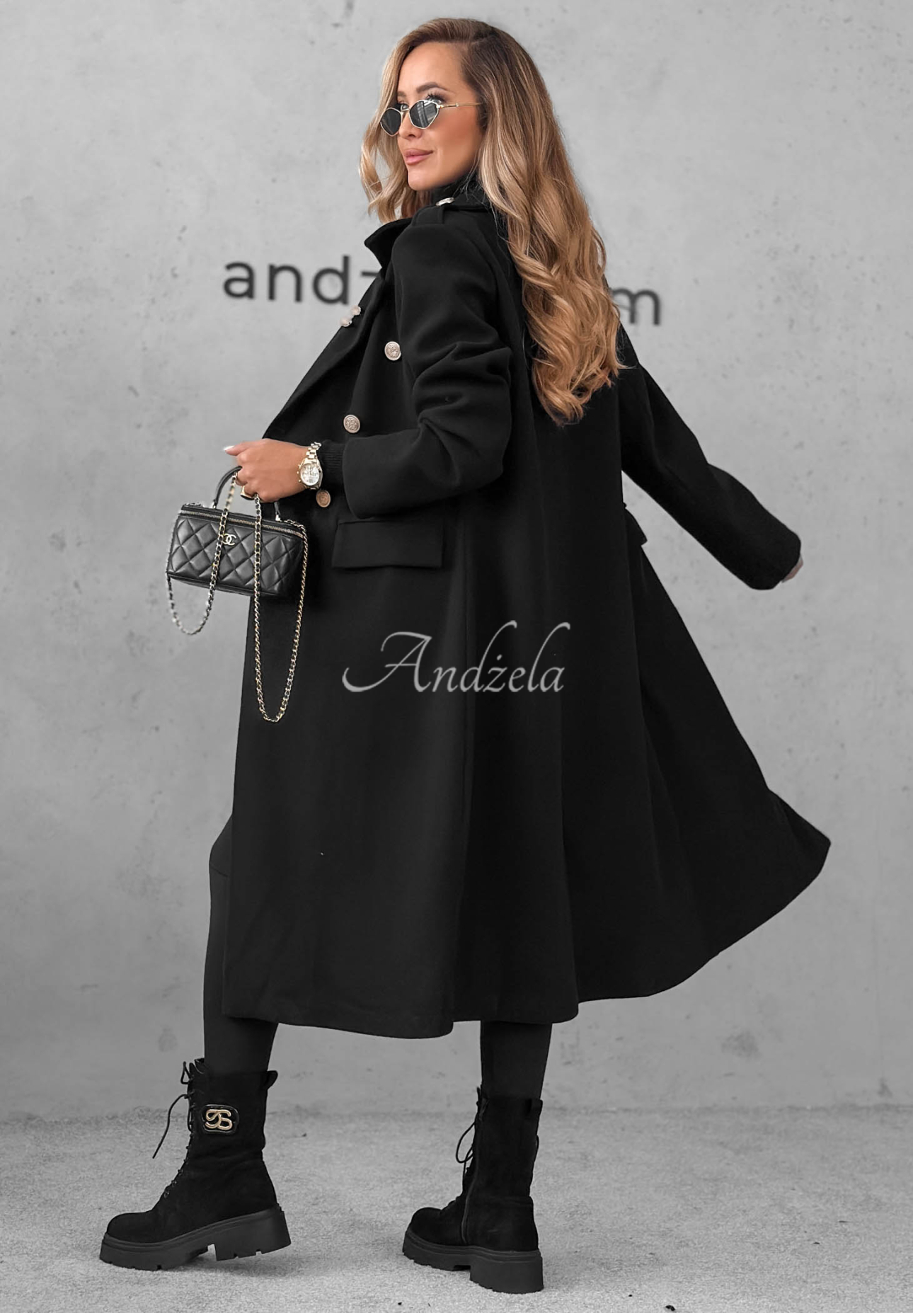 Long, double-breasted viscose coat by Caffe Meeting, black