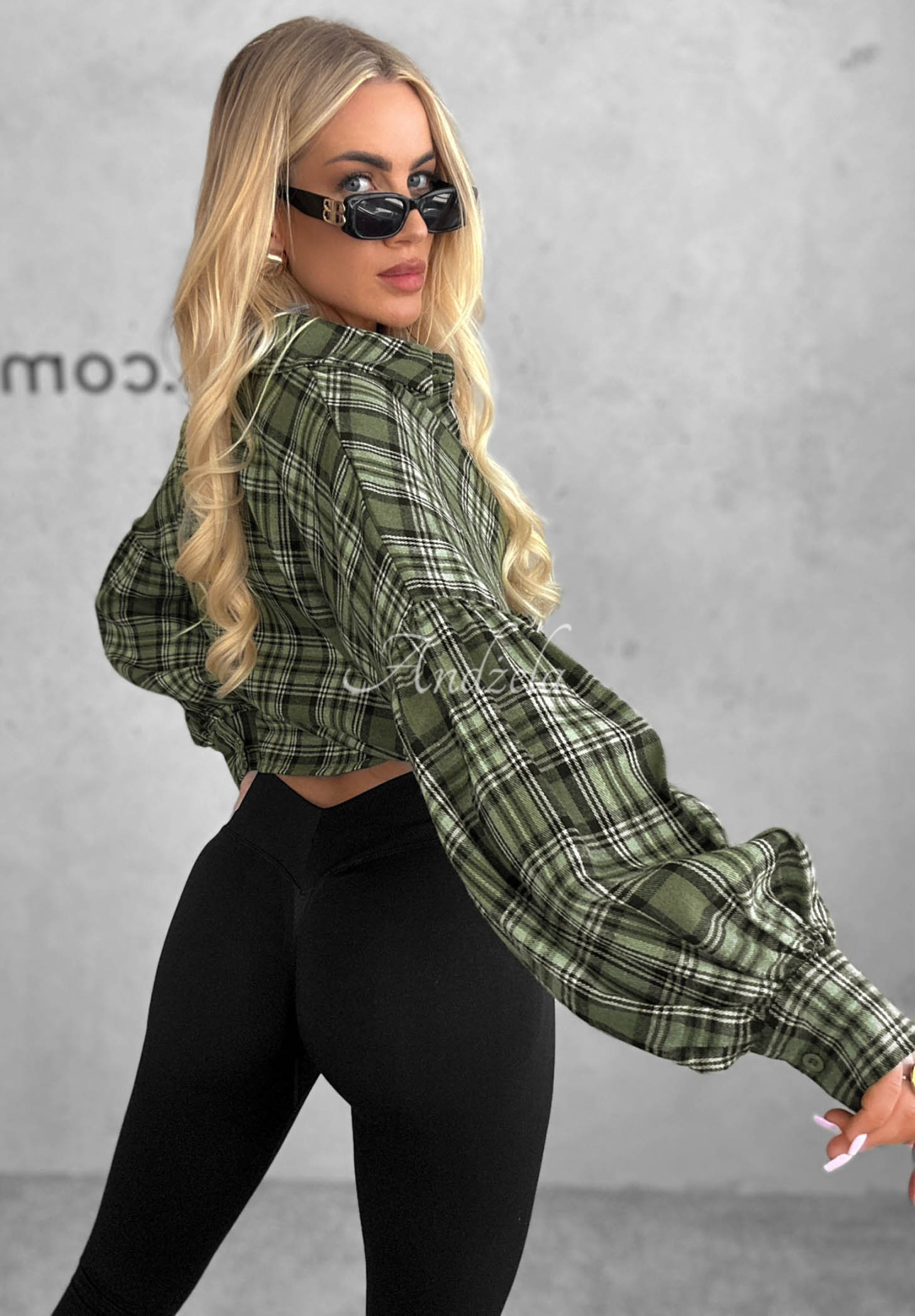 Rustic Valley khaki cotton shirt with a checkered collar