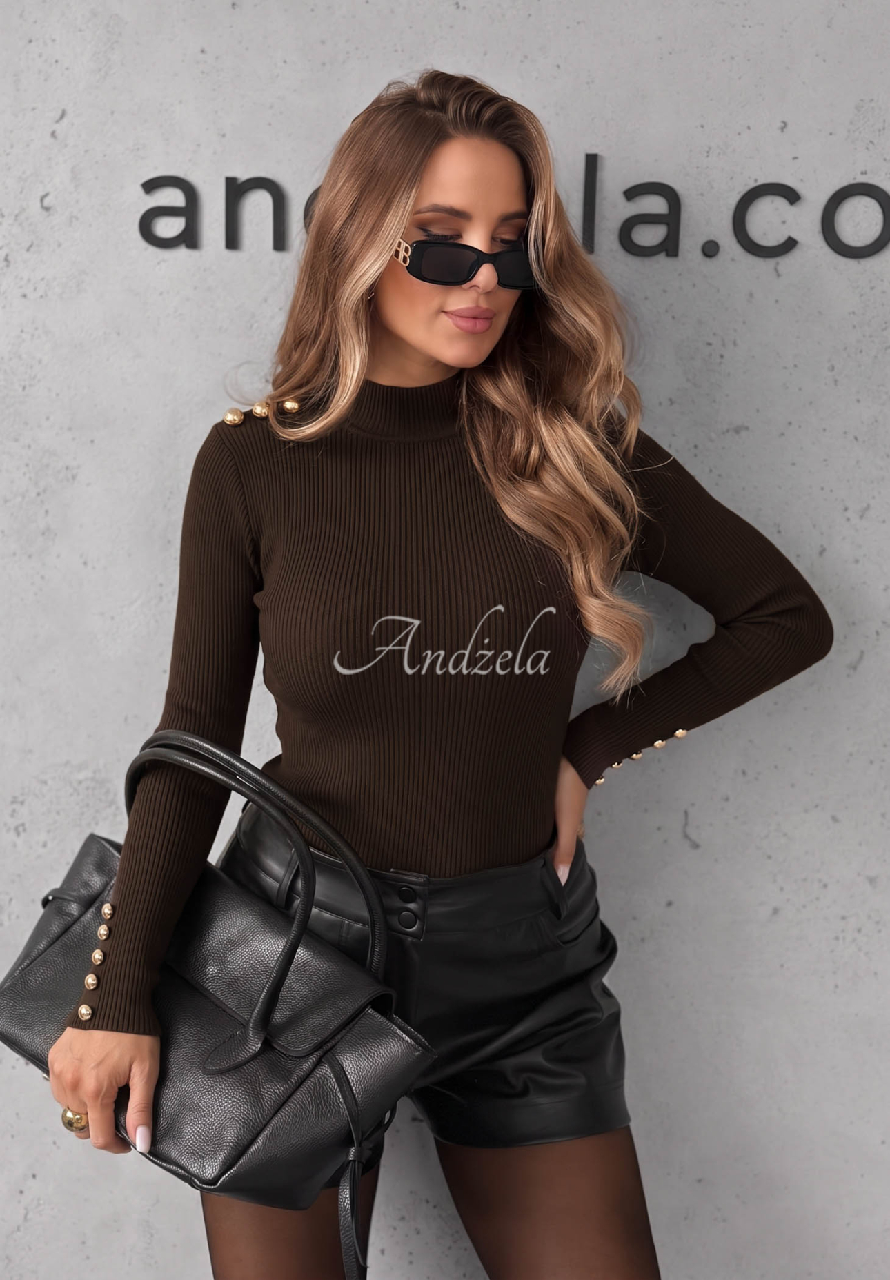 Prążkowana bluzka longsleeve z wiskozy Essential Fit czekoladowa