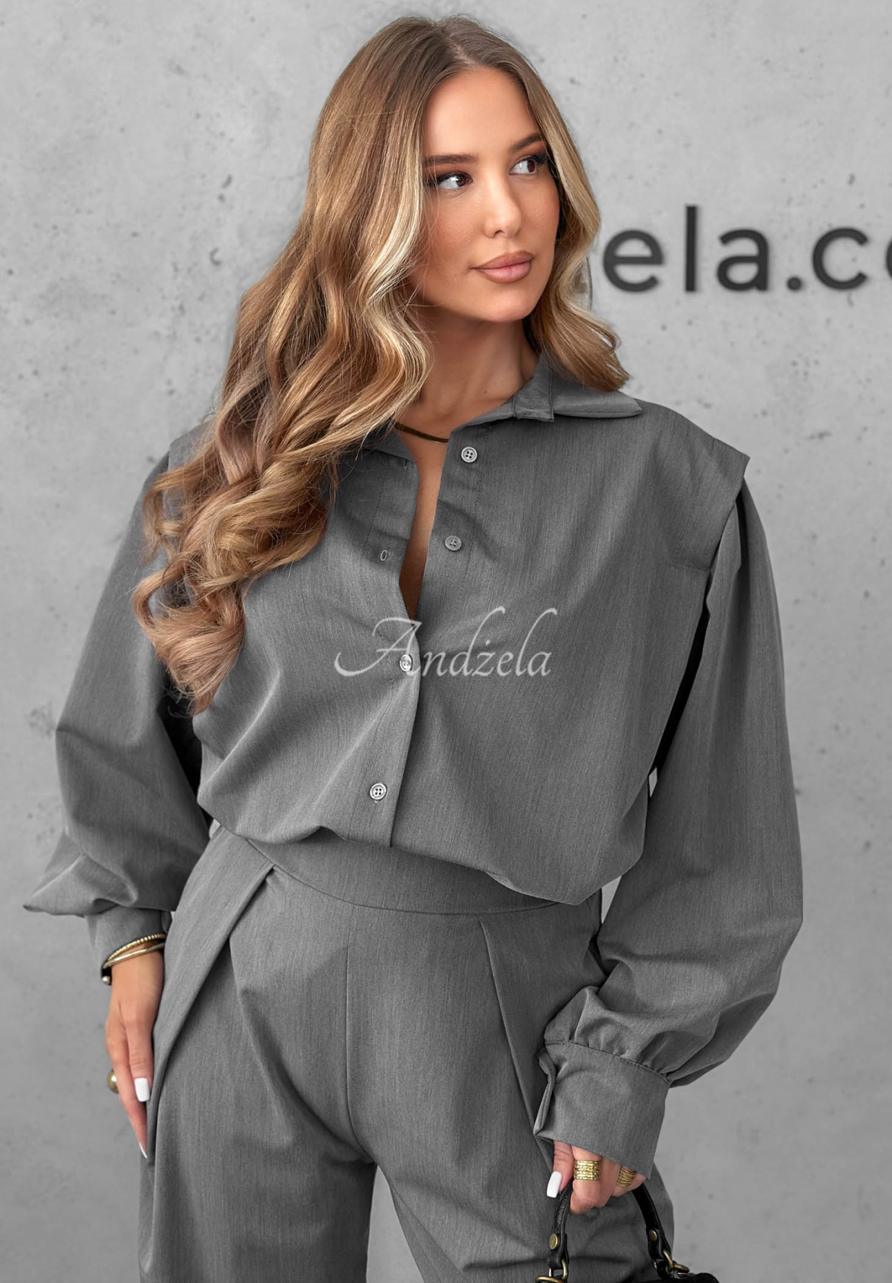 Elegancki komplet koszula i spodnie z zakładkami Modern Femme szary