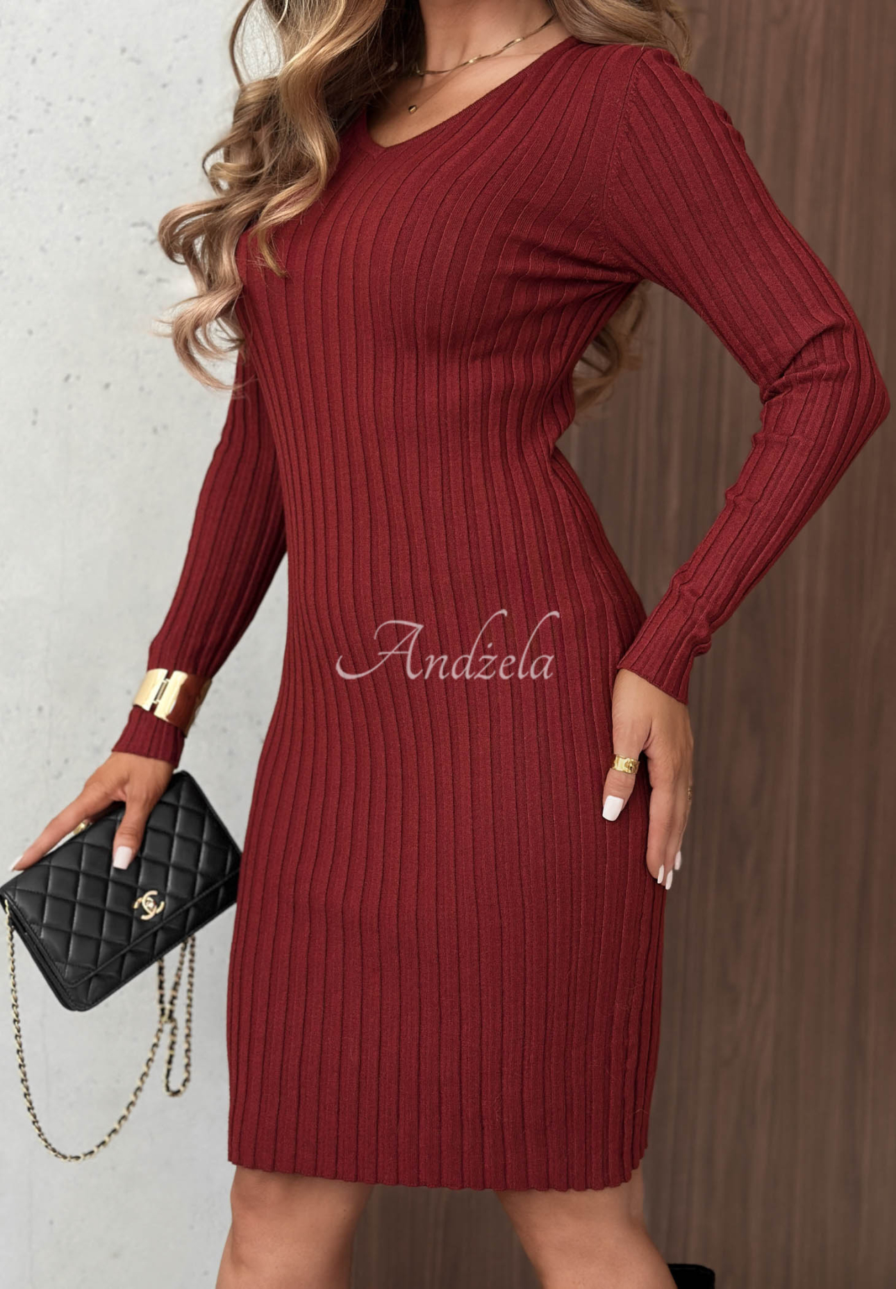 Ribbed viscose long-sleeve mini dress with a neckline by Lost Romance in burgundy