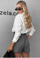 Krótkie materiałowe spodenki z paskiem New Classic czekoladowe