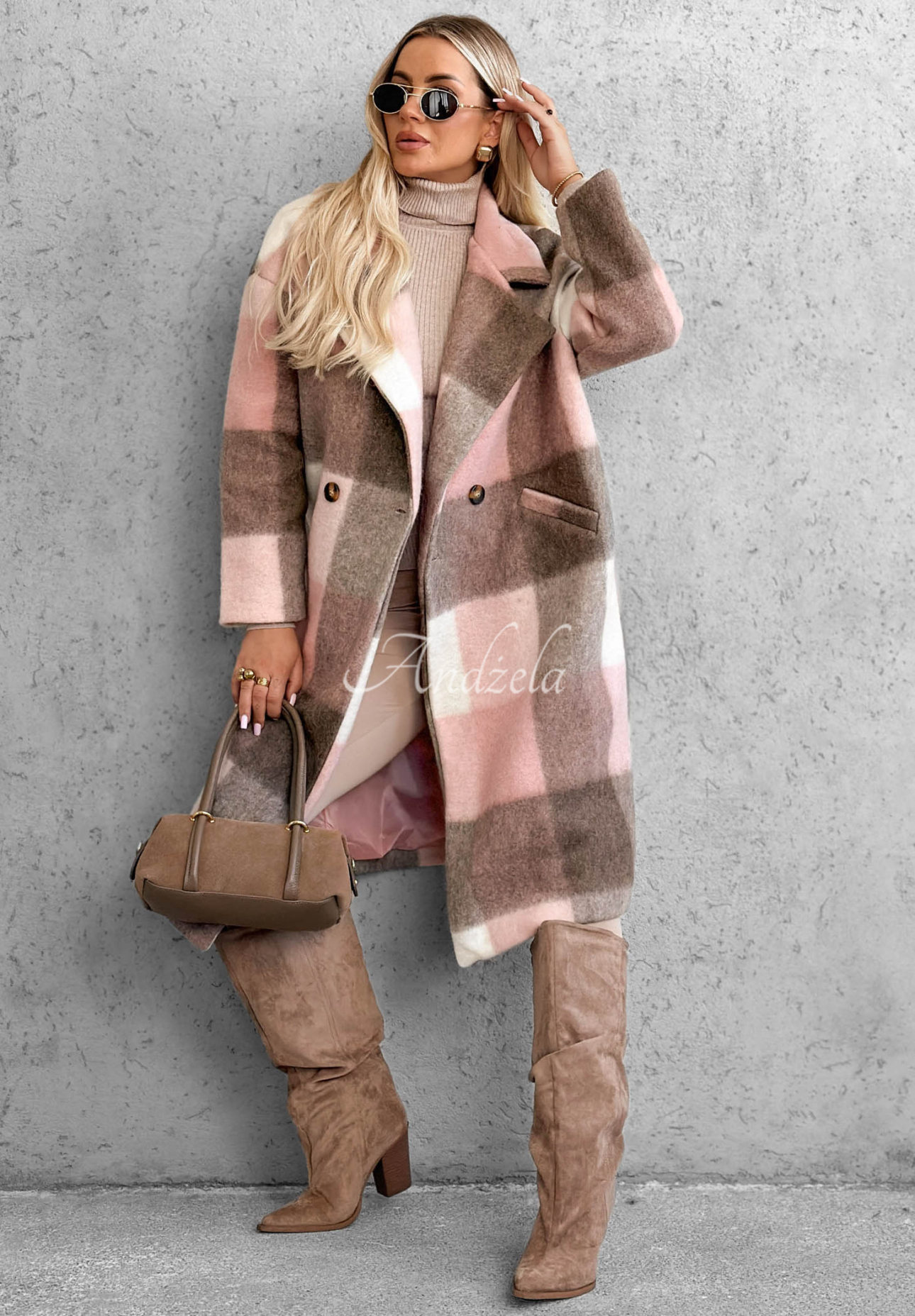 Long Checkered Coat with Wool, "Leaves Are Falling," Beige and Pink