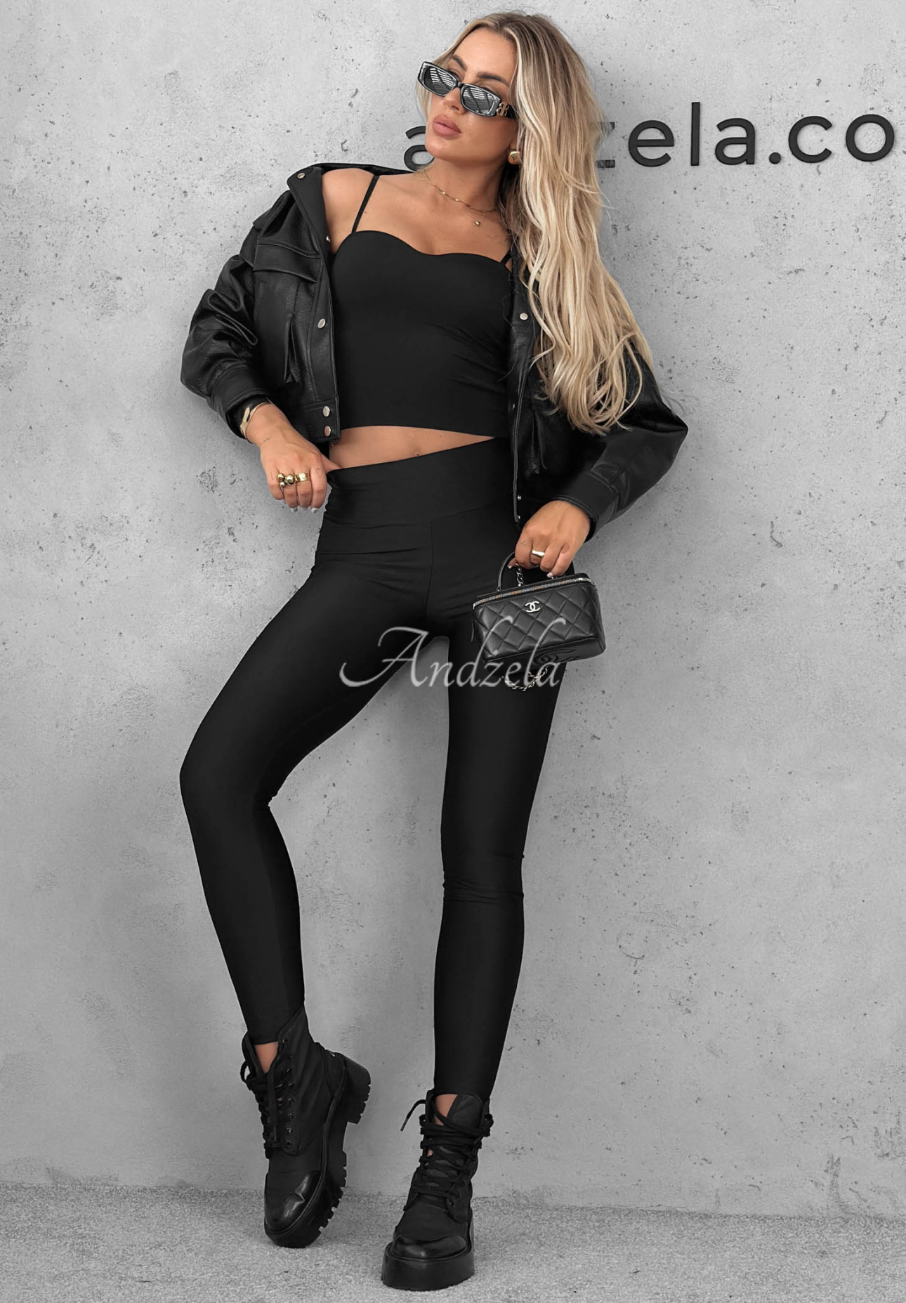 Toffee Glow Black Fitted Leggings