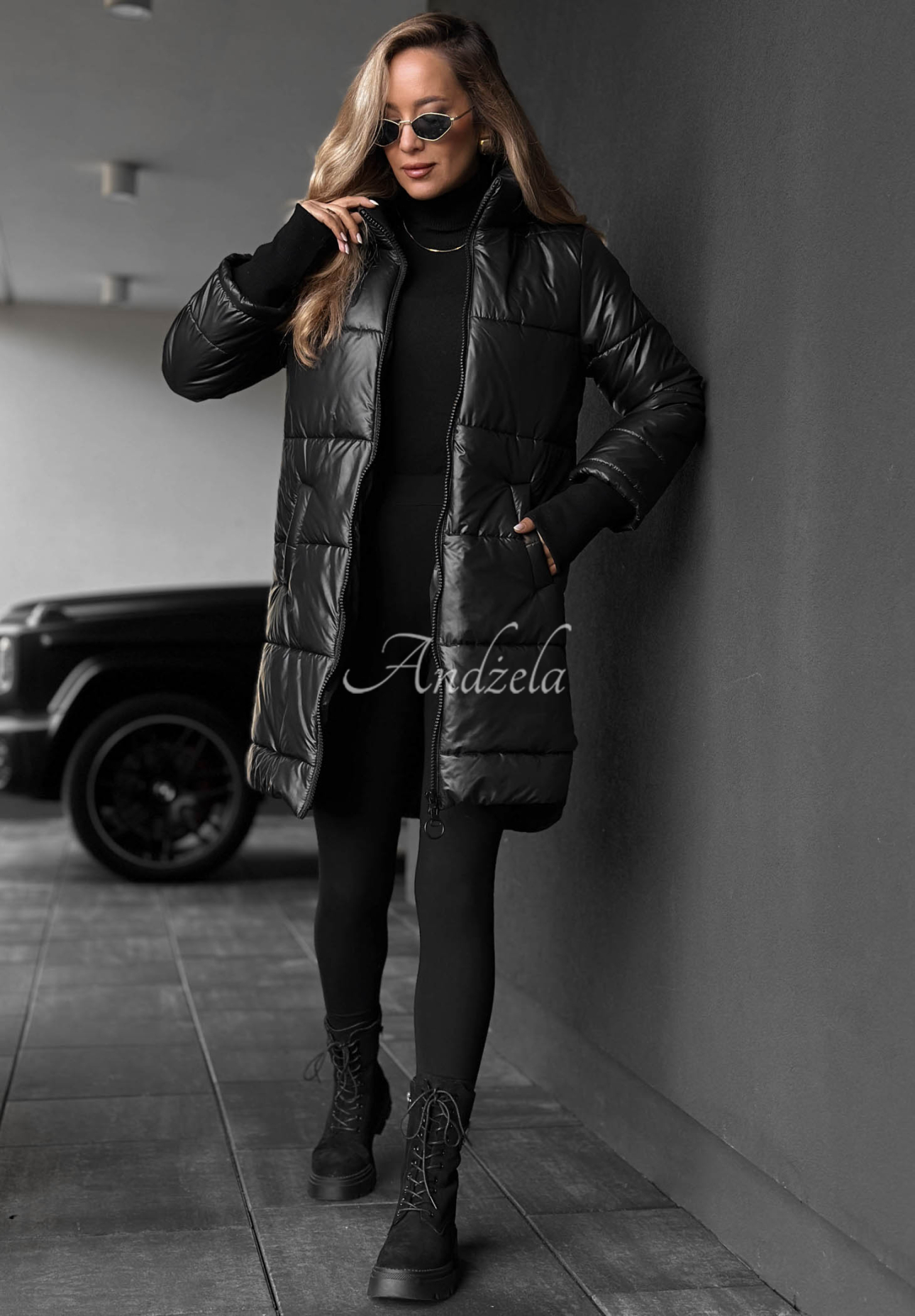 Cinnamon Latte Long Quilted Hooded Jacket, Black