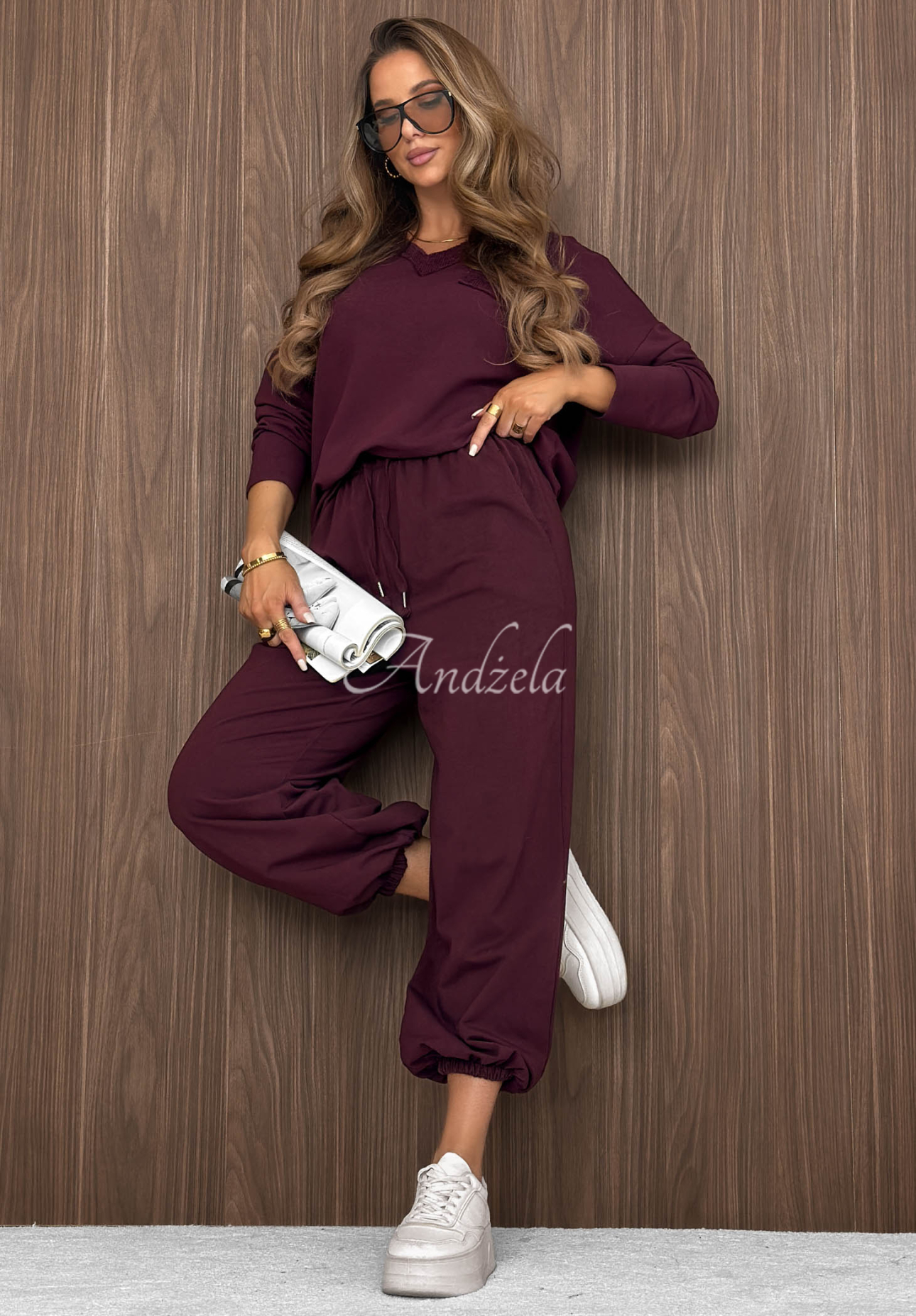 Bawełniana bluza z dekoltem w serek Soft Mood jagodowa