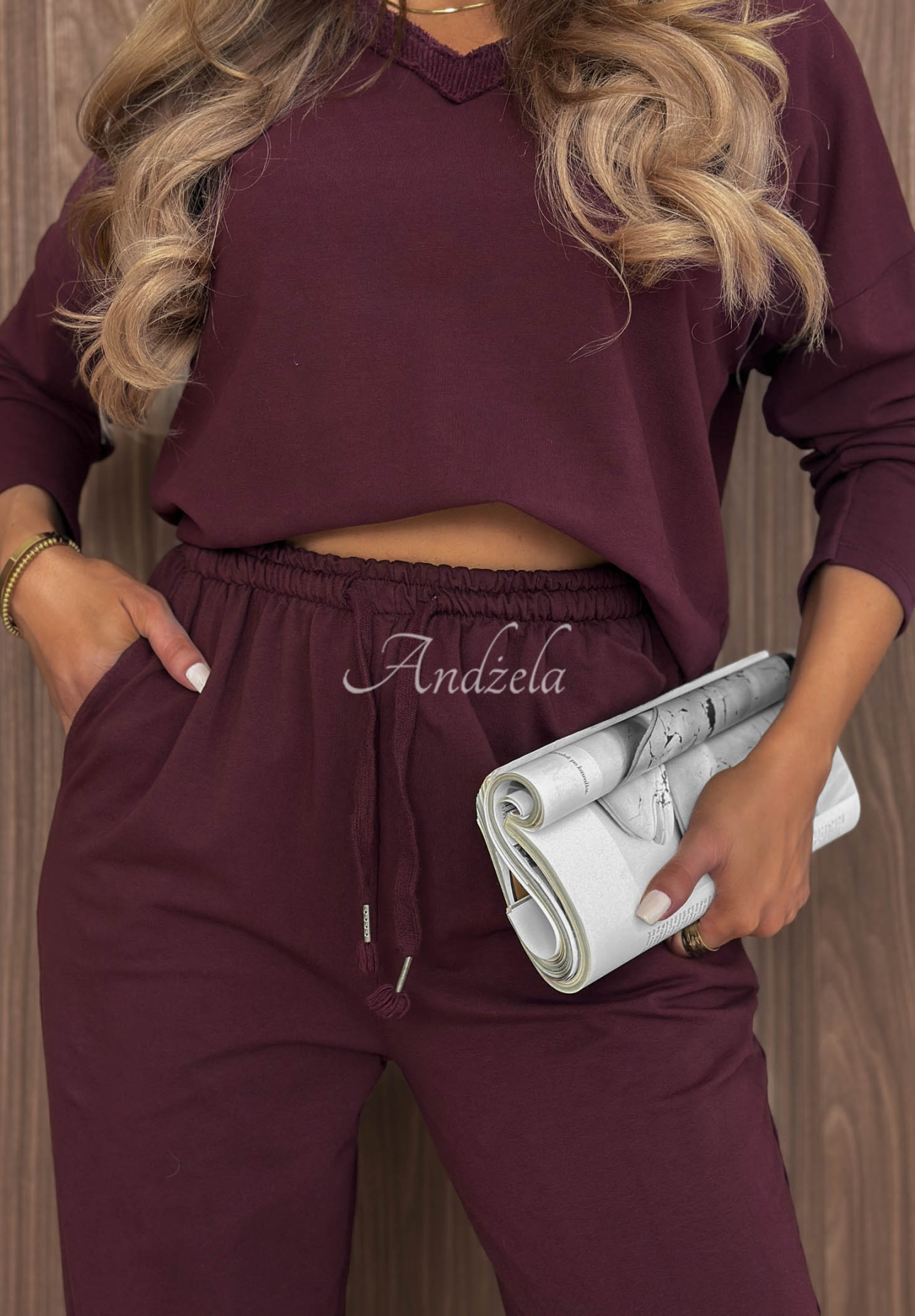 Bawełniana bluza z dekoltem w serek Soft Mood jagodowa