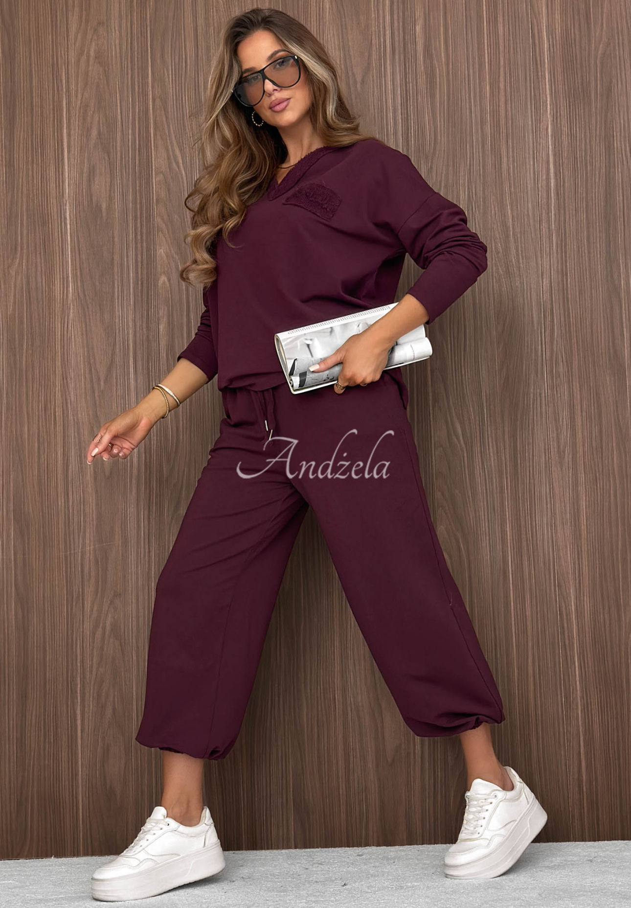 Bawełniana bluza z dekoltem w serek Soft Mood jagodowa