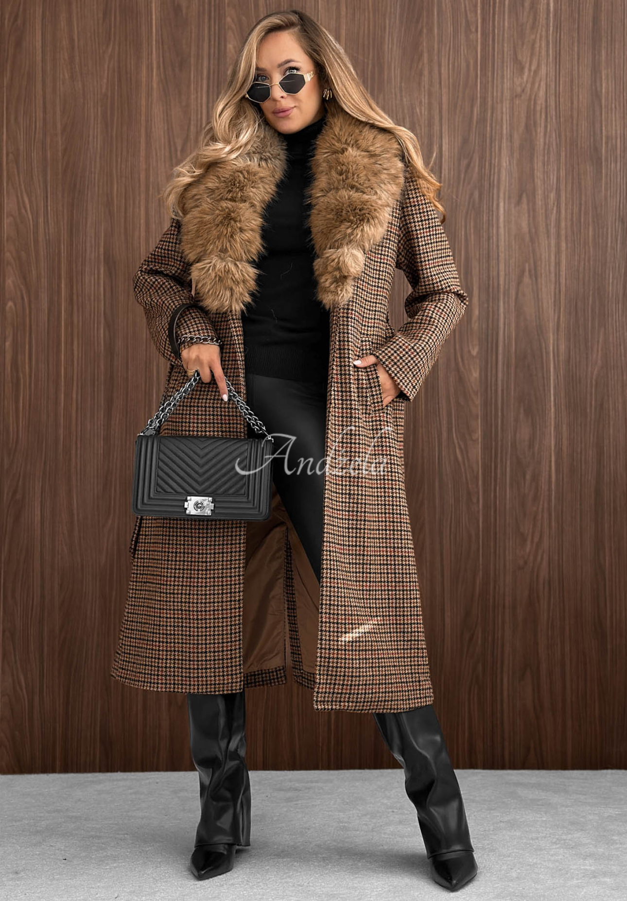Miss Fall Long Checked Coat with Fur Trim and Belt in Camel