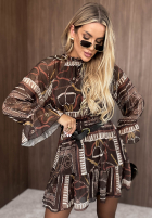 Wzorzysta sukienka mini z falbankami Autumn Memory burgundowa