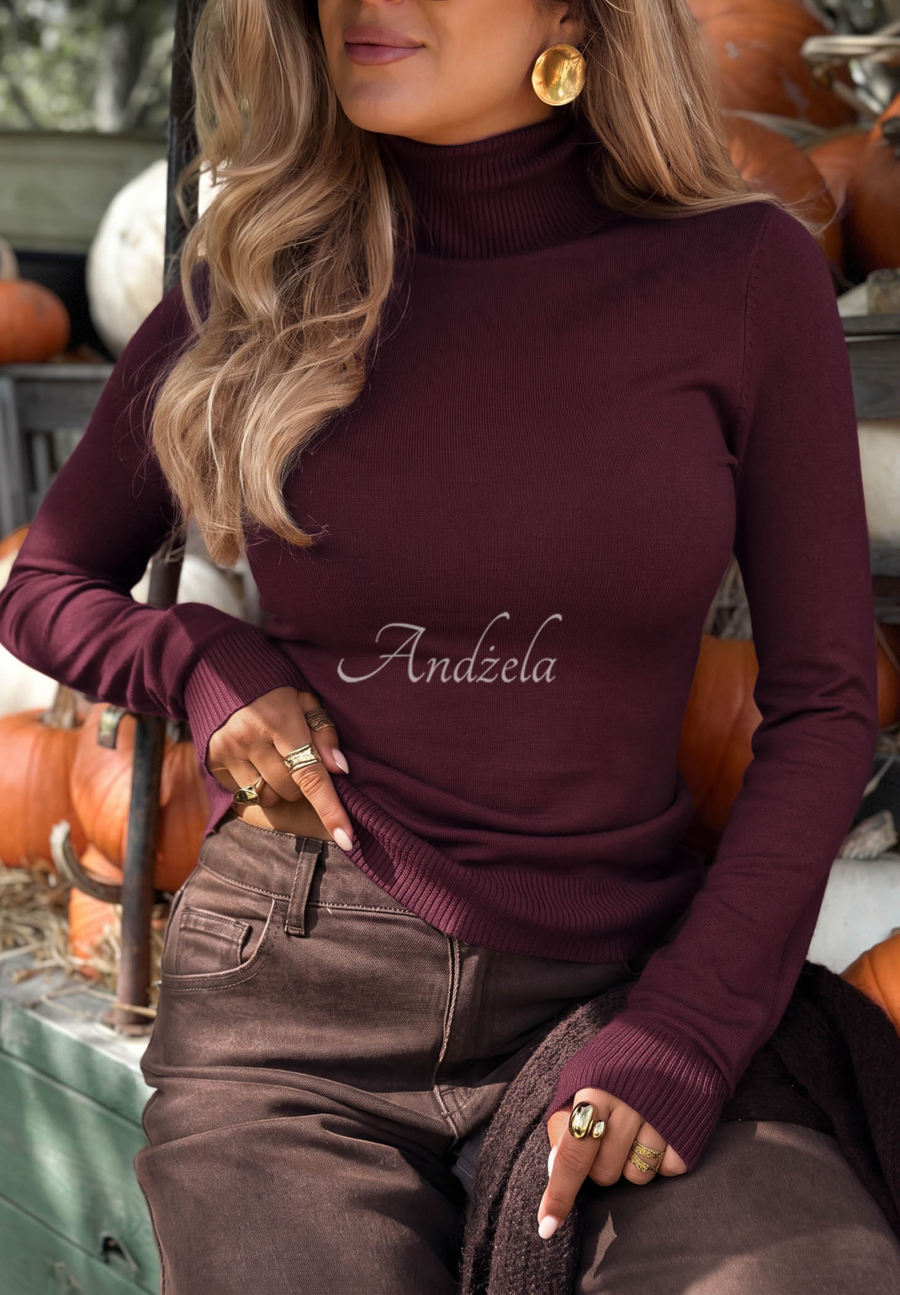 Dopasowany sweter z golfem Solange jagodowy