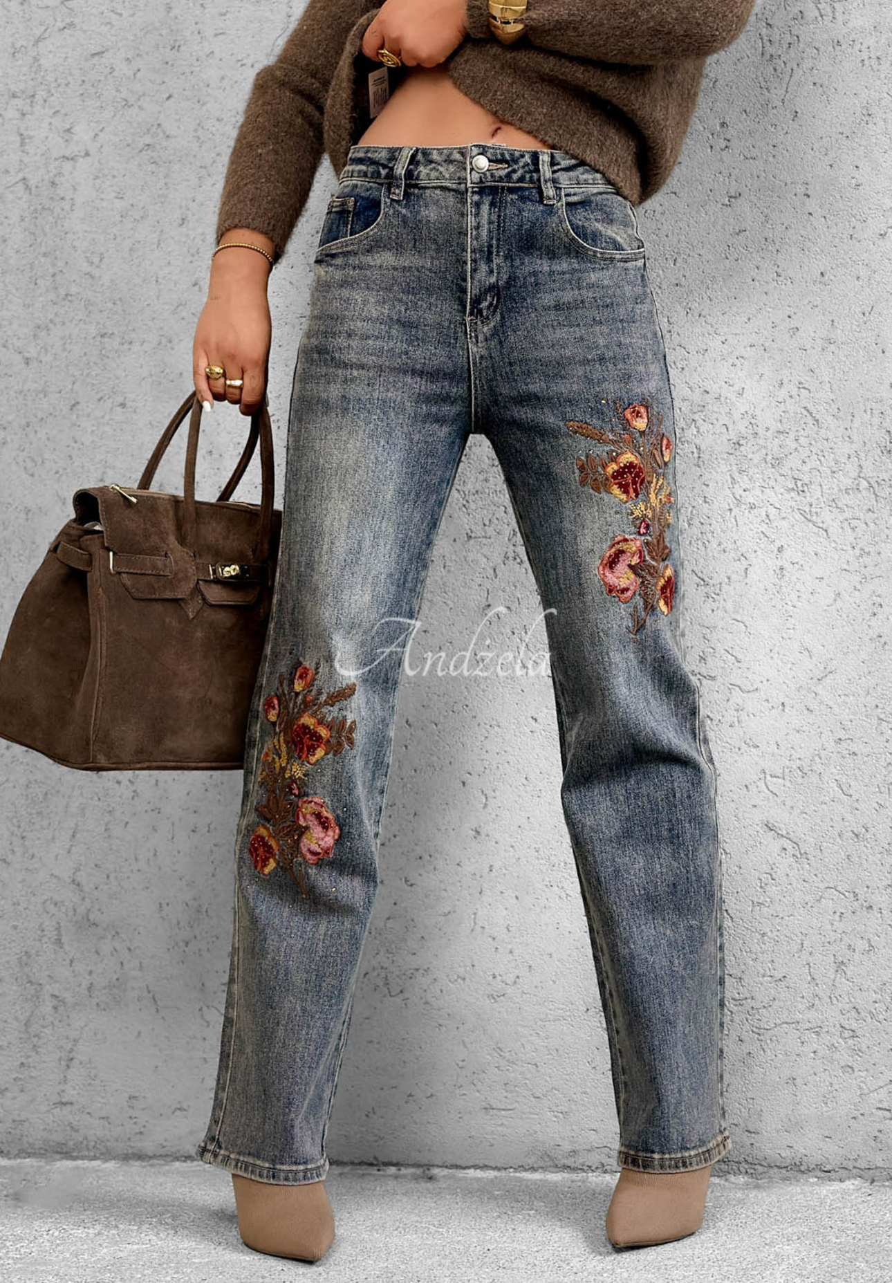 Straight-leg jeans with embroidered Morning Flores flowers, blue