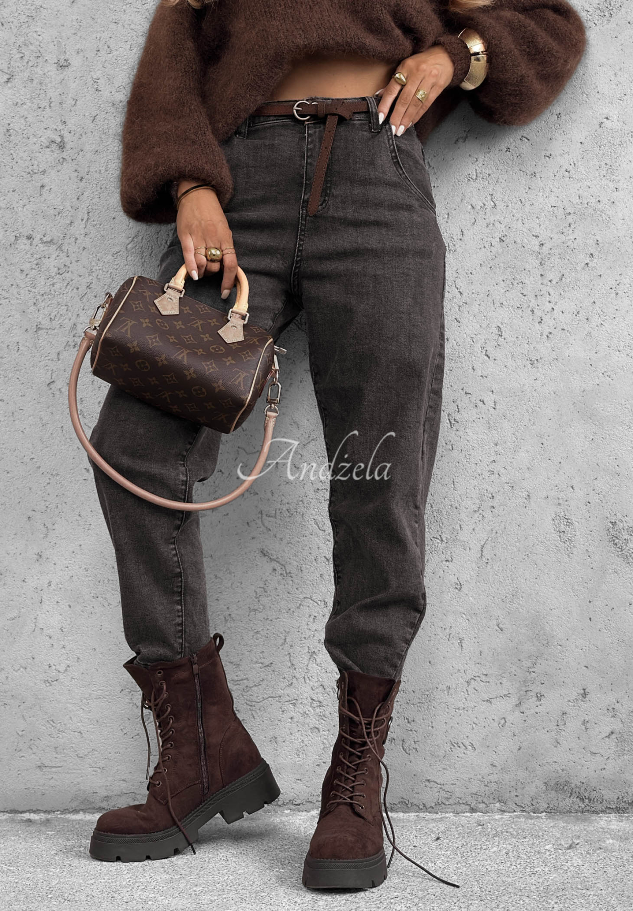 Running Late Gray Mom-Fit Jeans with a Belt