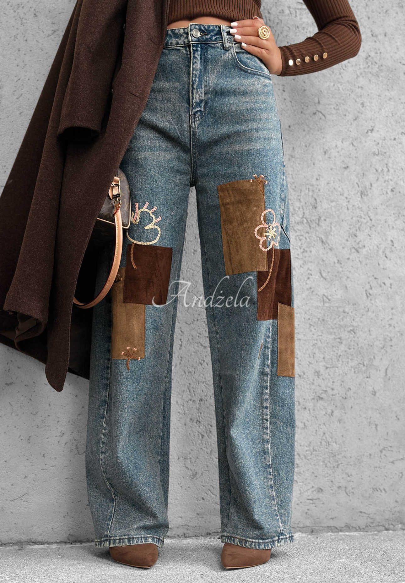 Blue Fall Mood wide-leg jeans with patches
