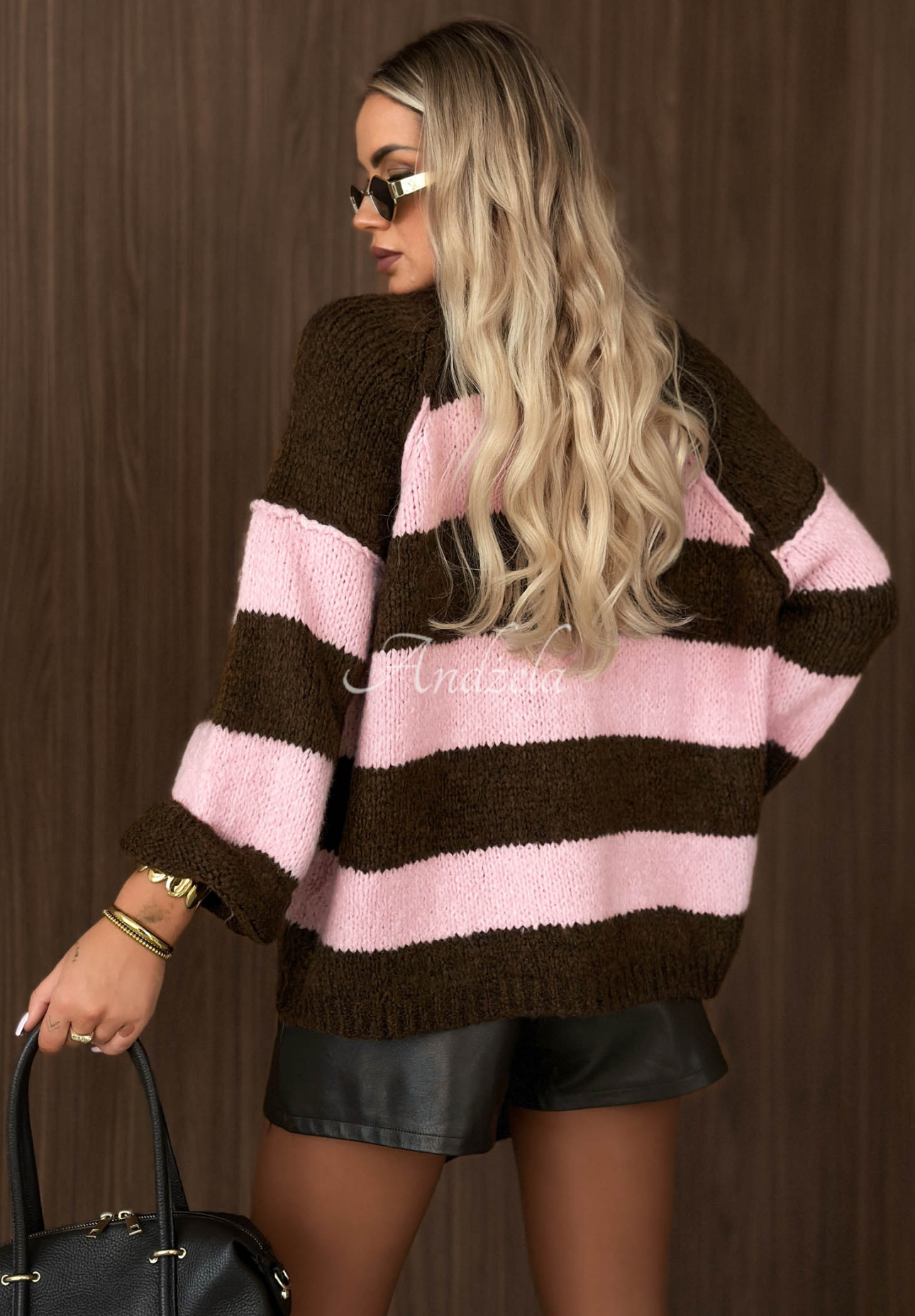 Sweter w paski z wełną i wiskozą Hot Dessert czekoladowo-różowy
