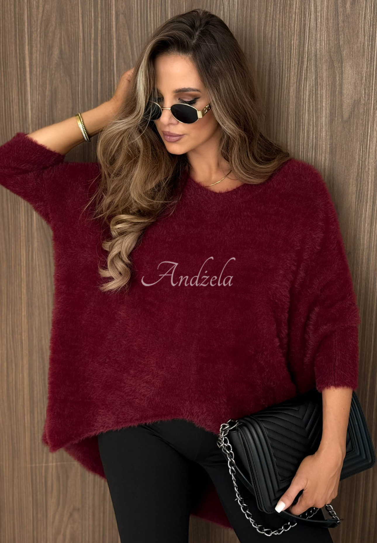 Soft, asymmetrical sweater with a neckline by After Rain in burgundy