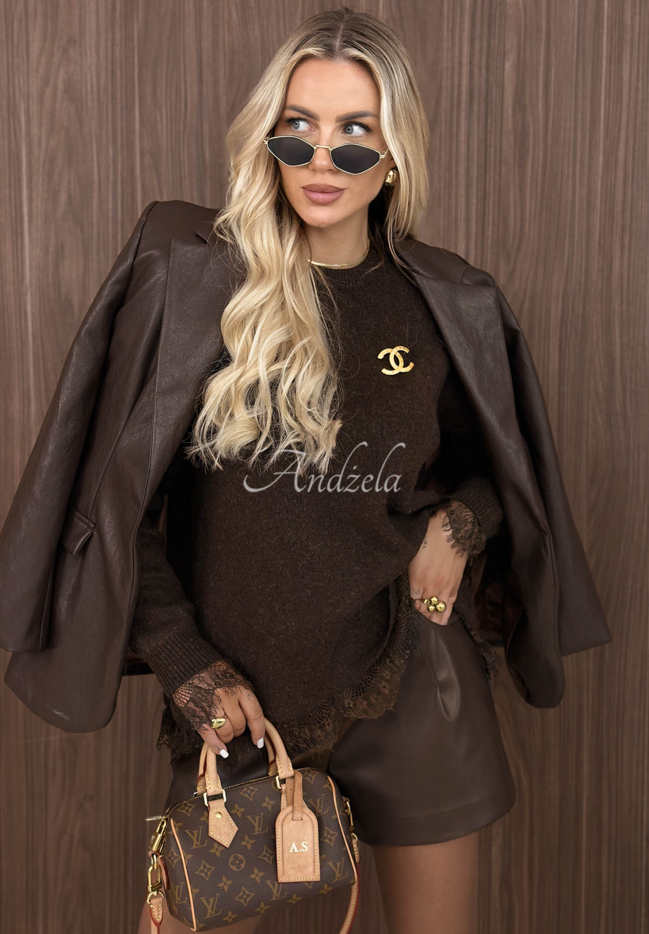 Sweter oversize z wełną i koronką Cozy Softness czekoladowy