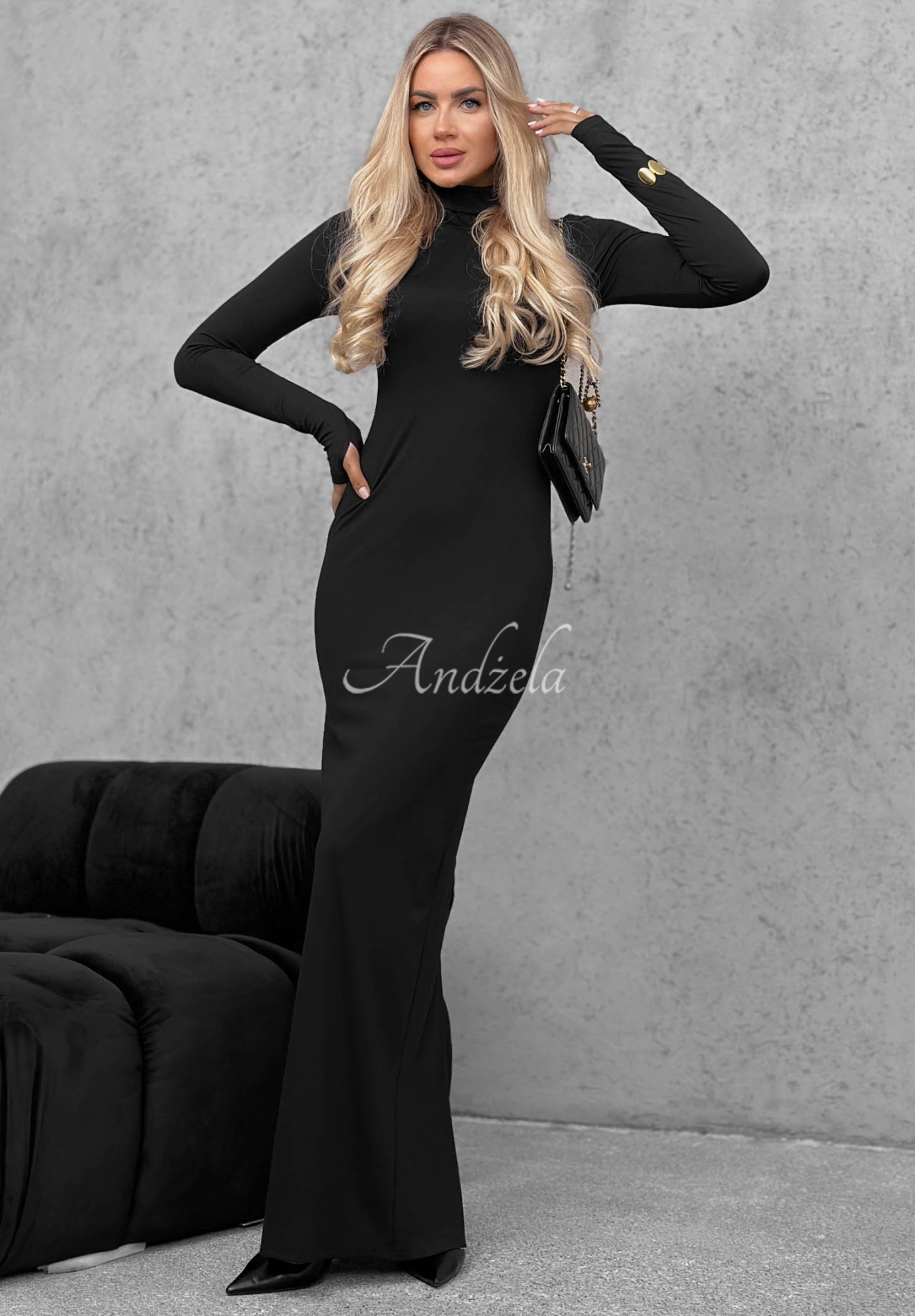 Fitted viscose dress with a turtleneck and slit, "Red Carpet," black