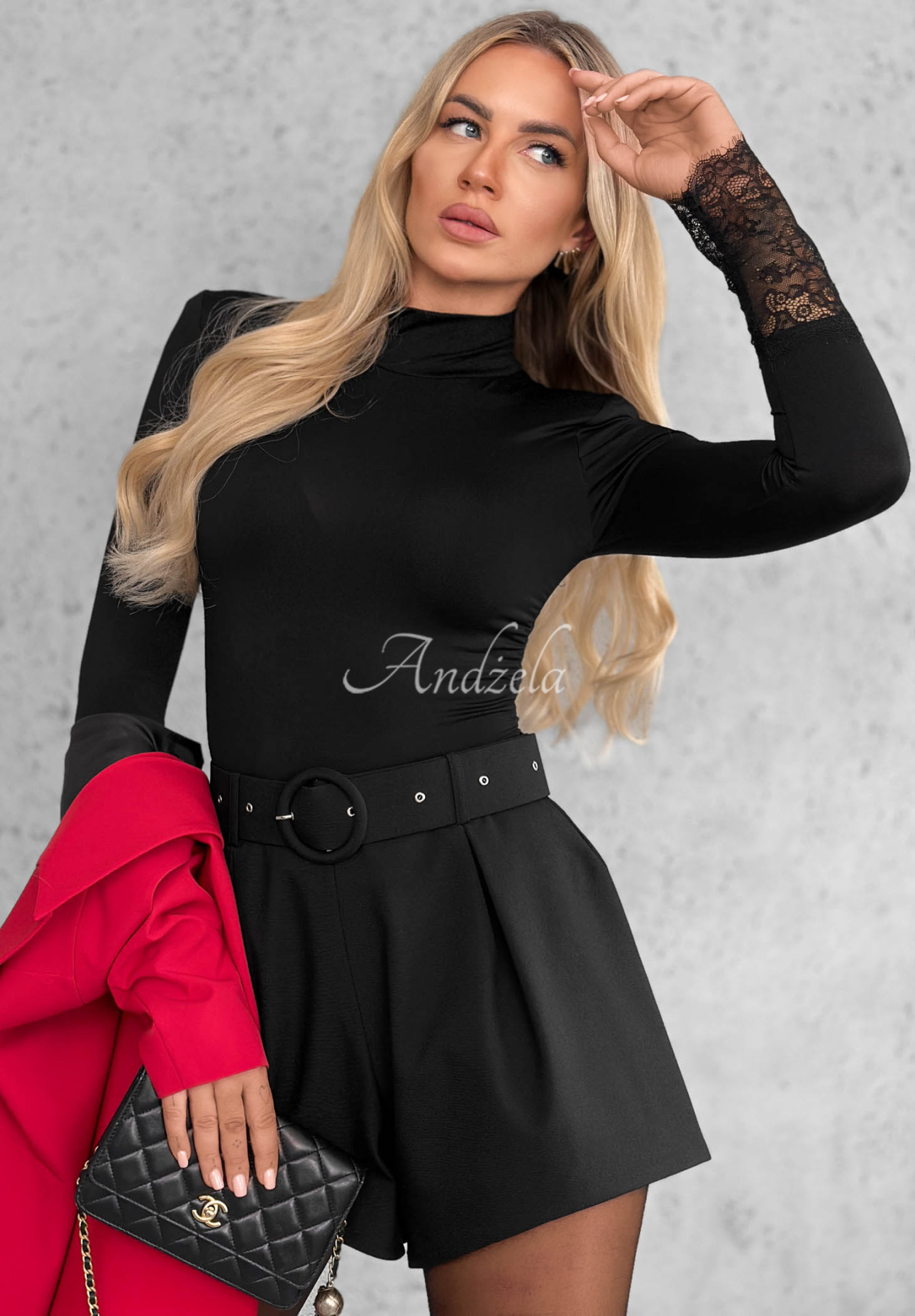 Body longsleeve z półgolfem i koronką October Kiss czarne