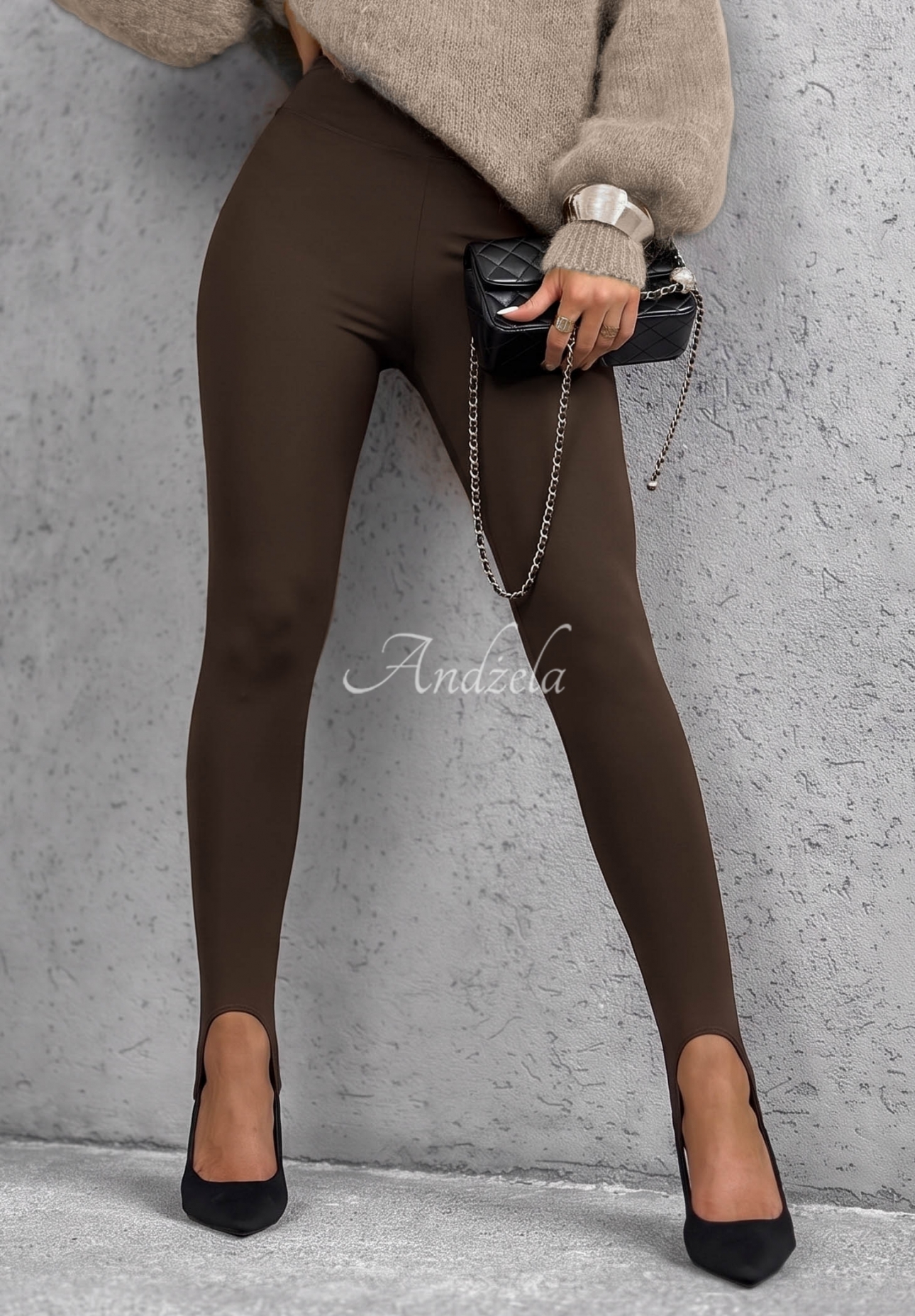 Laserowo cięte legginsy z zapiętkami Secret Beauty czekoladowe