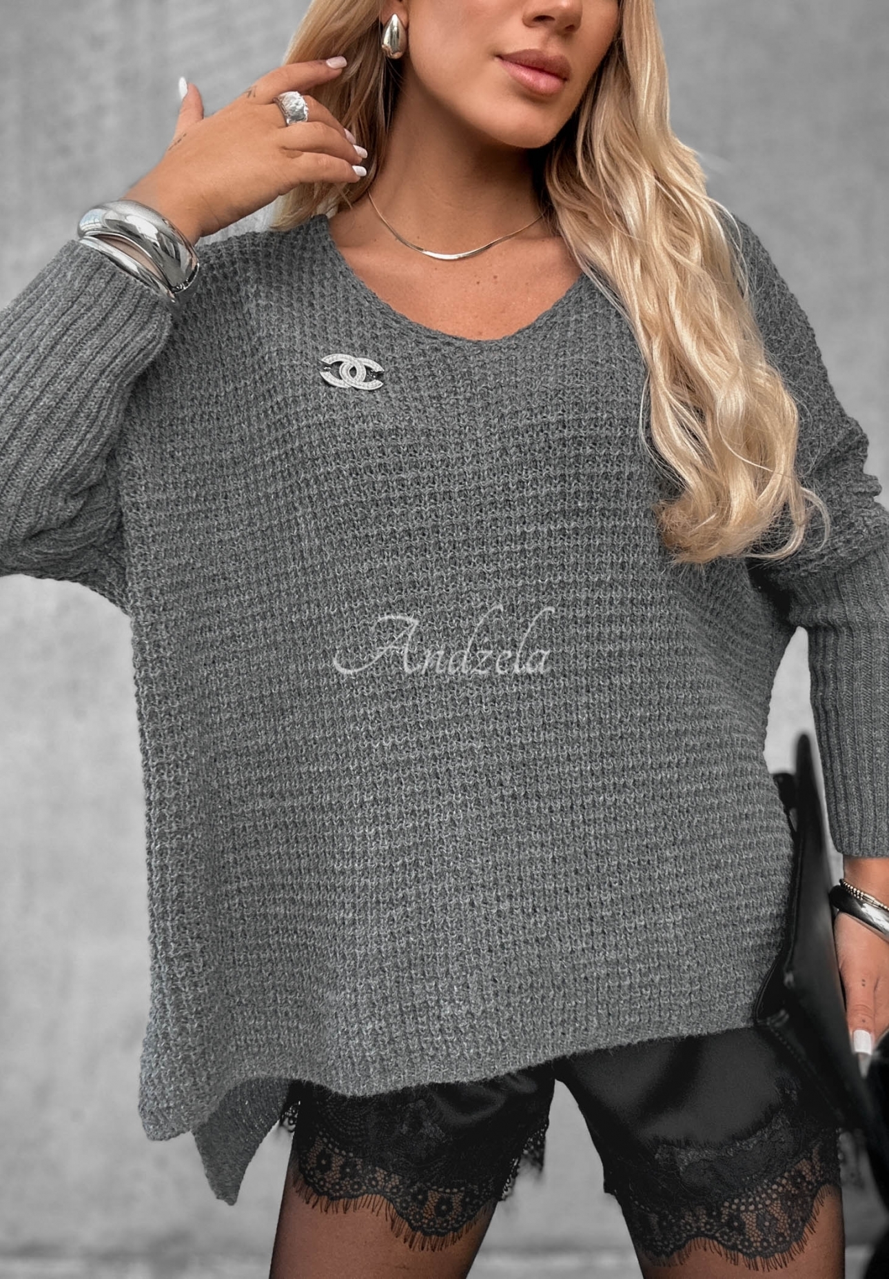 Asymetryczny sweter oversize Amber Knit szary