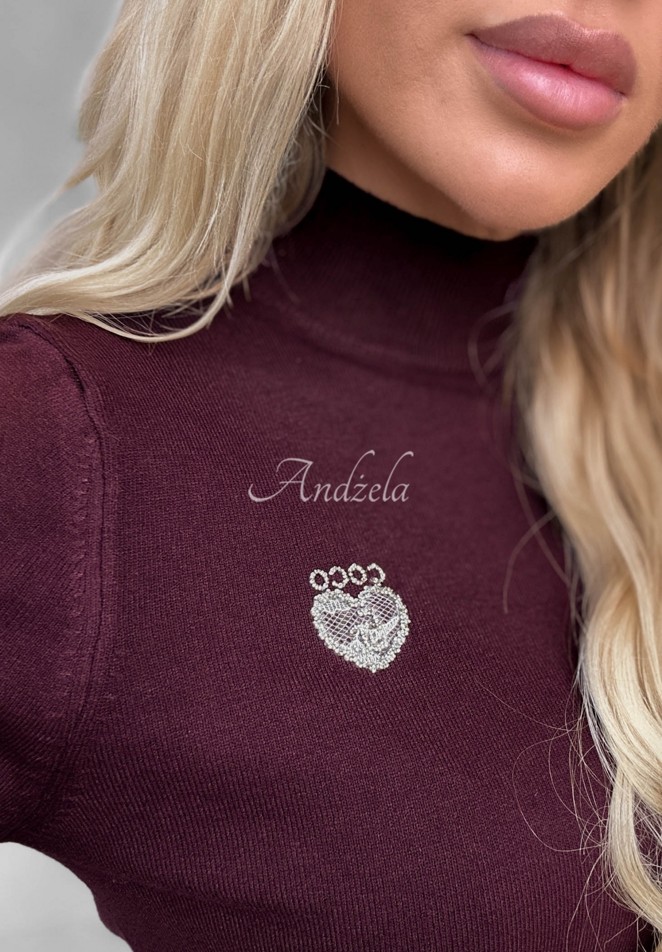 Soft viscose turtleneck sweater by Simple Knit in berry
