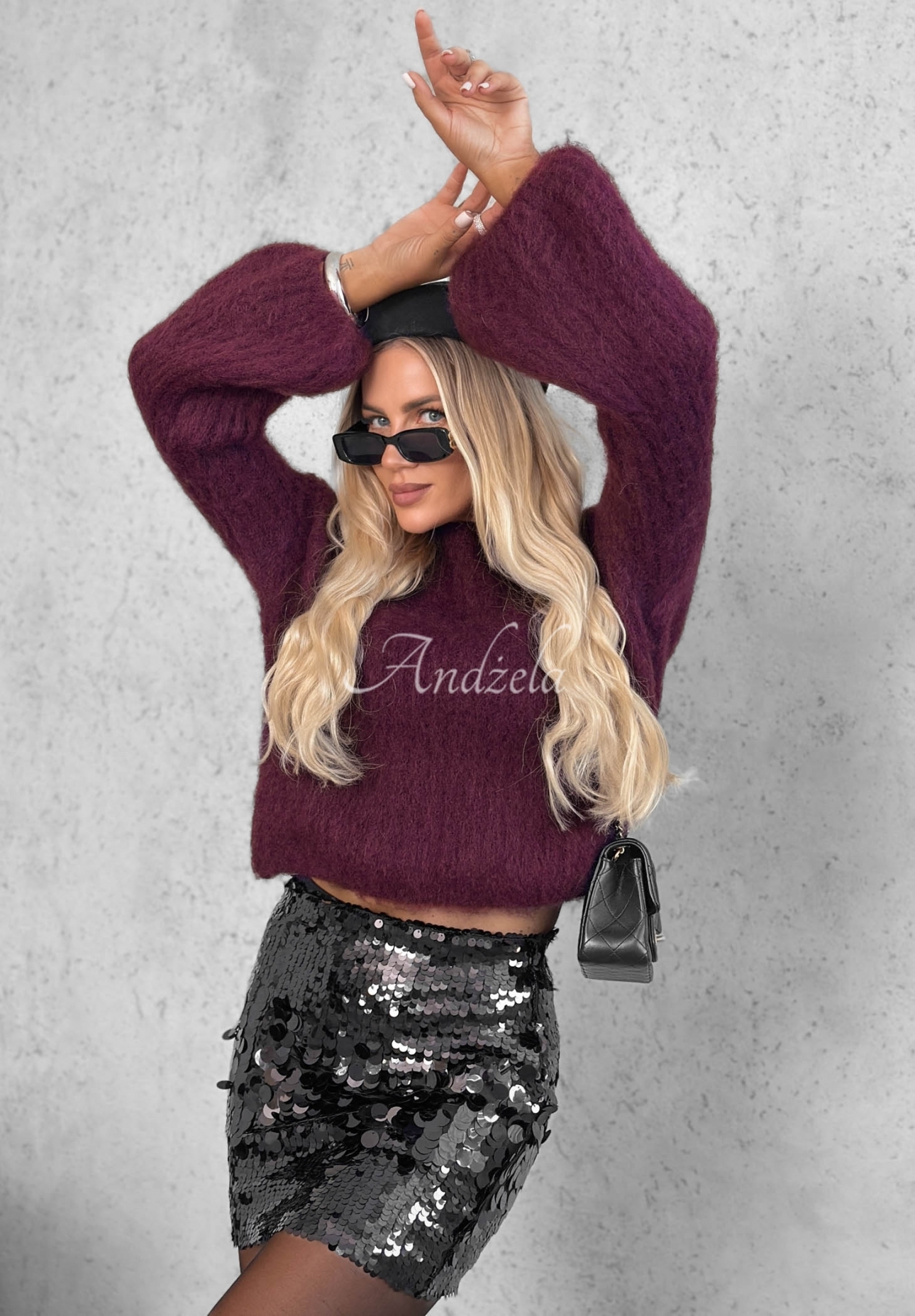 Better Than That Blueberry-Colored Cashmere Sweater with Wide Sleeves