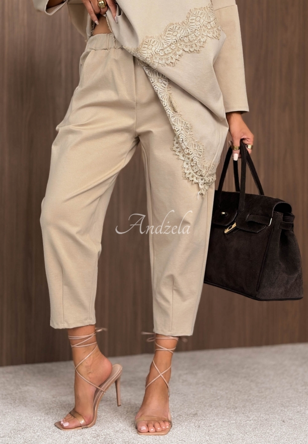 Rainy Saturday Beige Viscose Balloon Pants with an Elastic Waistband